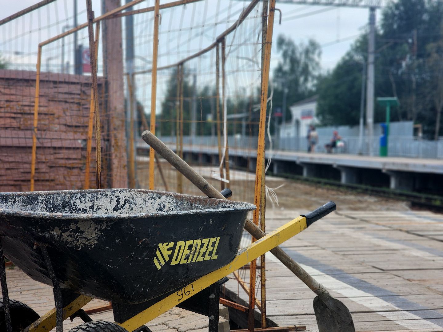 дубна, вокзал, большая волга, ремонт перрона,