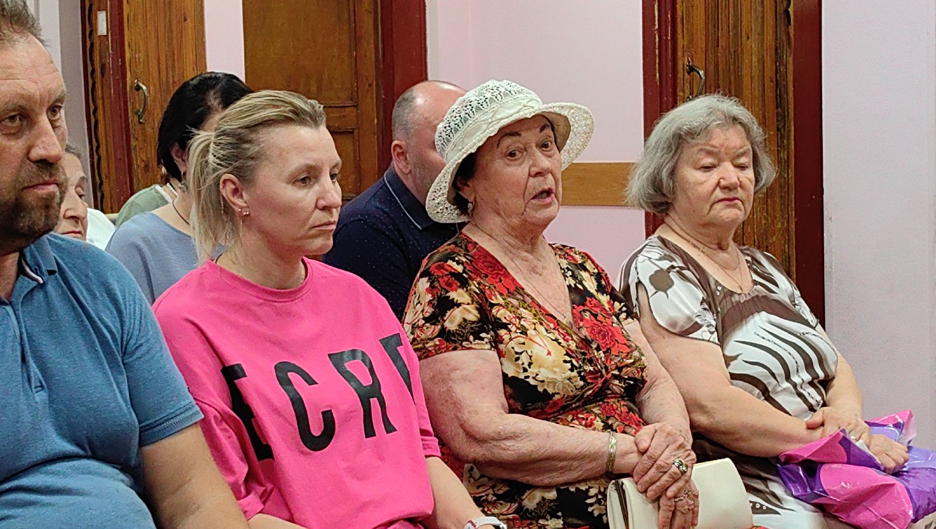 поликлиника, специалист, больница, жители, здоровье,