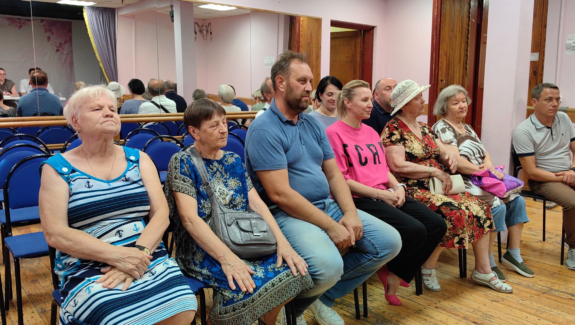 поликлиника, специалист, больница, жители, здоровье,