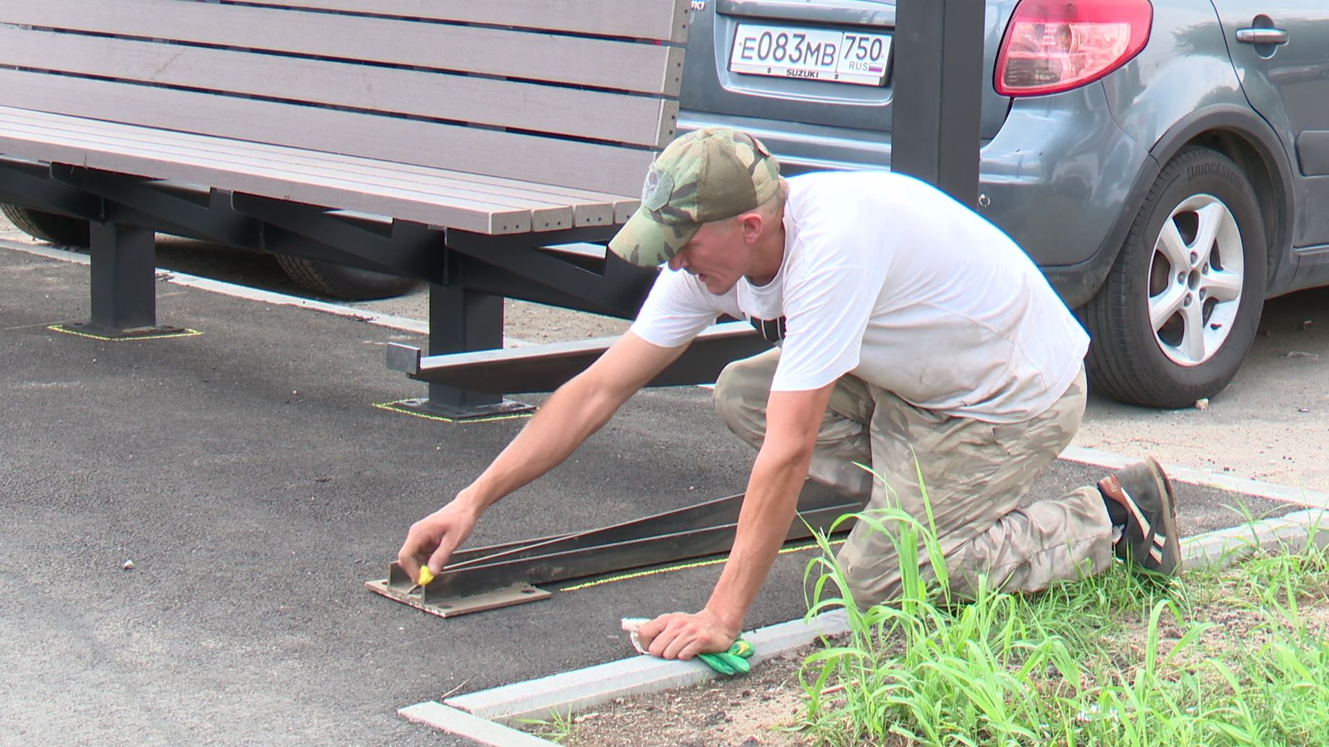 Реутов, остановочный павильон, автобусы, пассажиры,