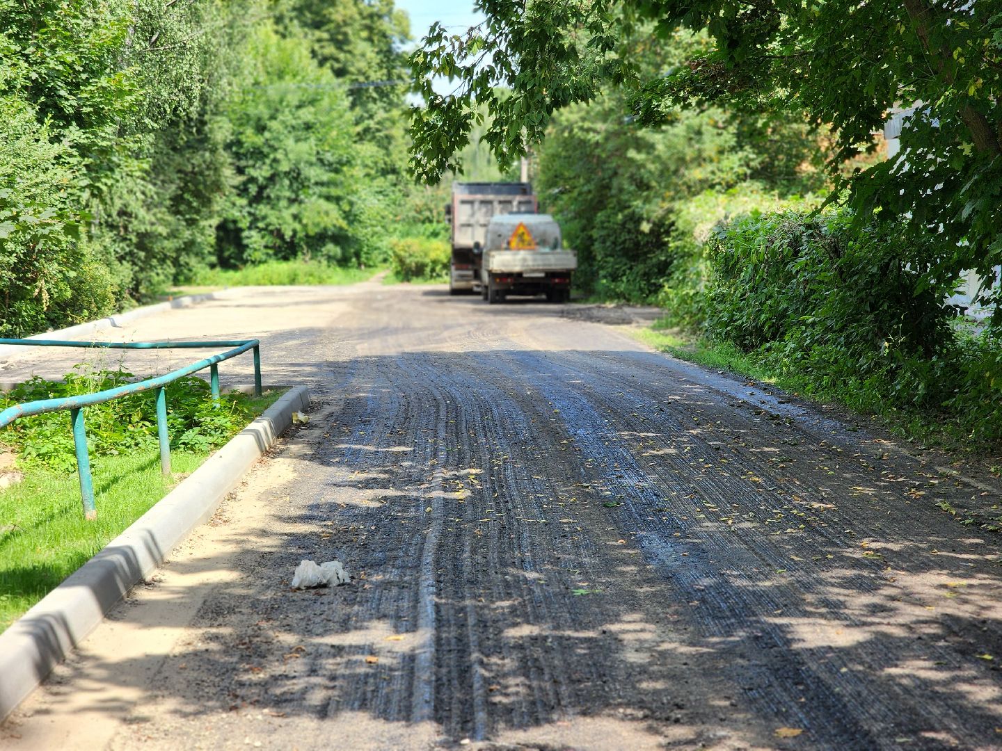 королёв, ремонт дворовой территории , обновленная улица Толстого,