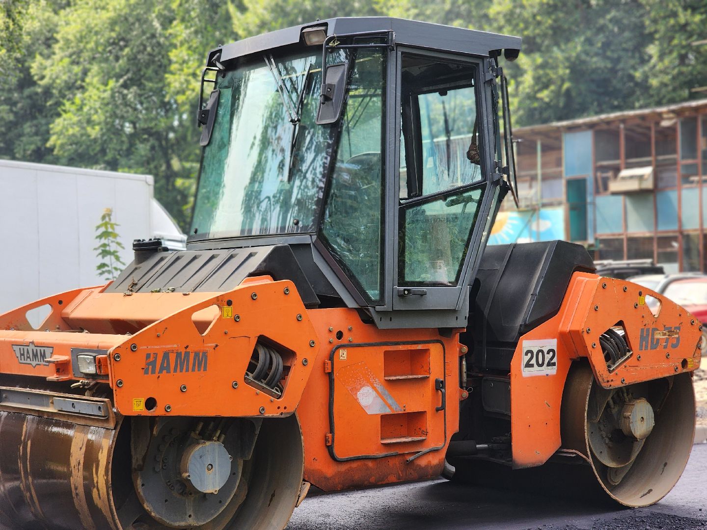 королёв, ремонт дворовой территории , обновленная улица Толстого,