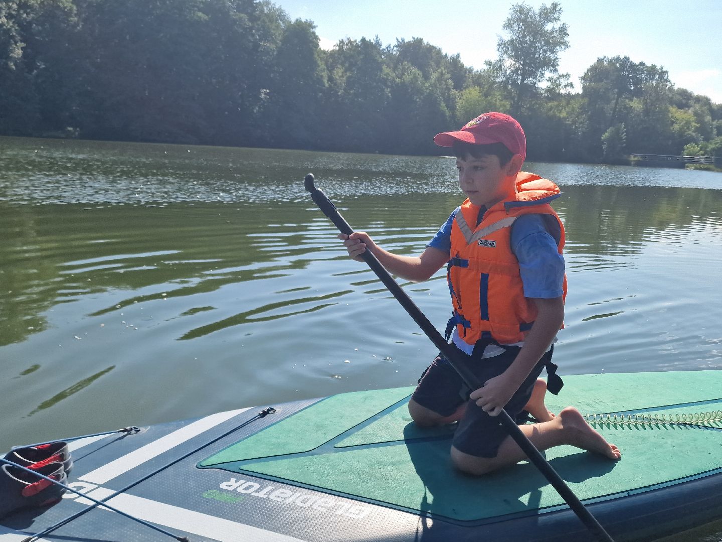 йога на сапбордах, йога на сапе, йога на воде, йога в пехорке, балашиха,