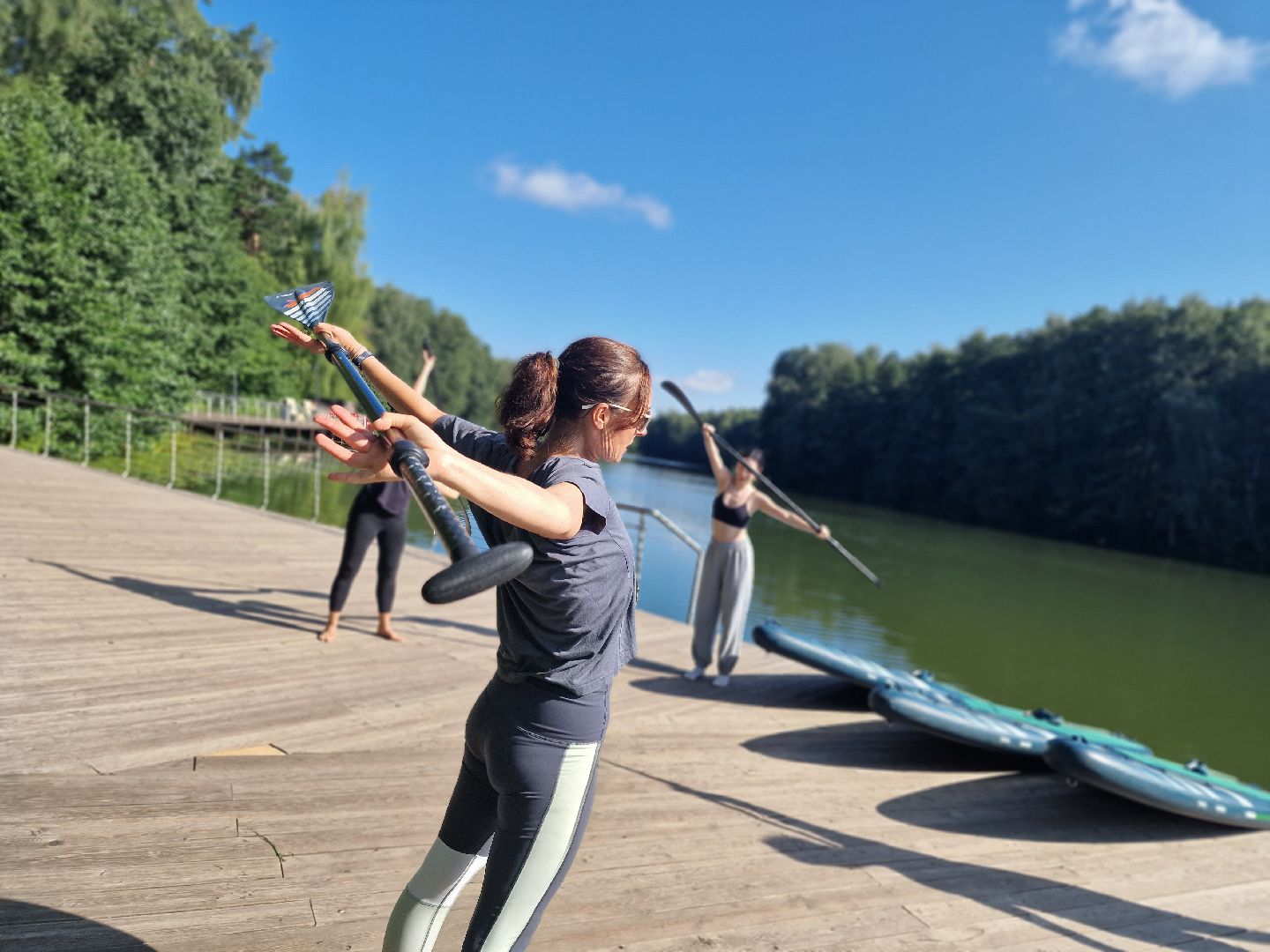 йога на сапбордах, йога на сапе, йога на воде, йога в пехорке, балашиха,