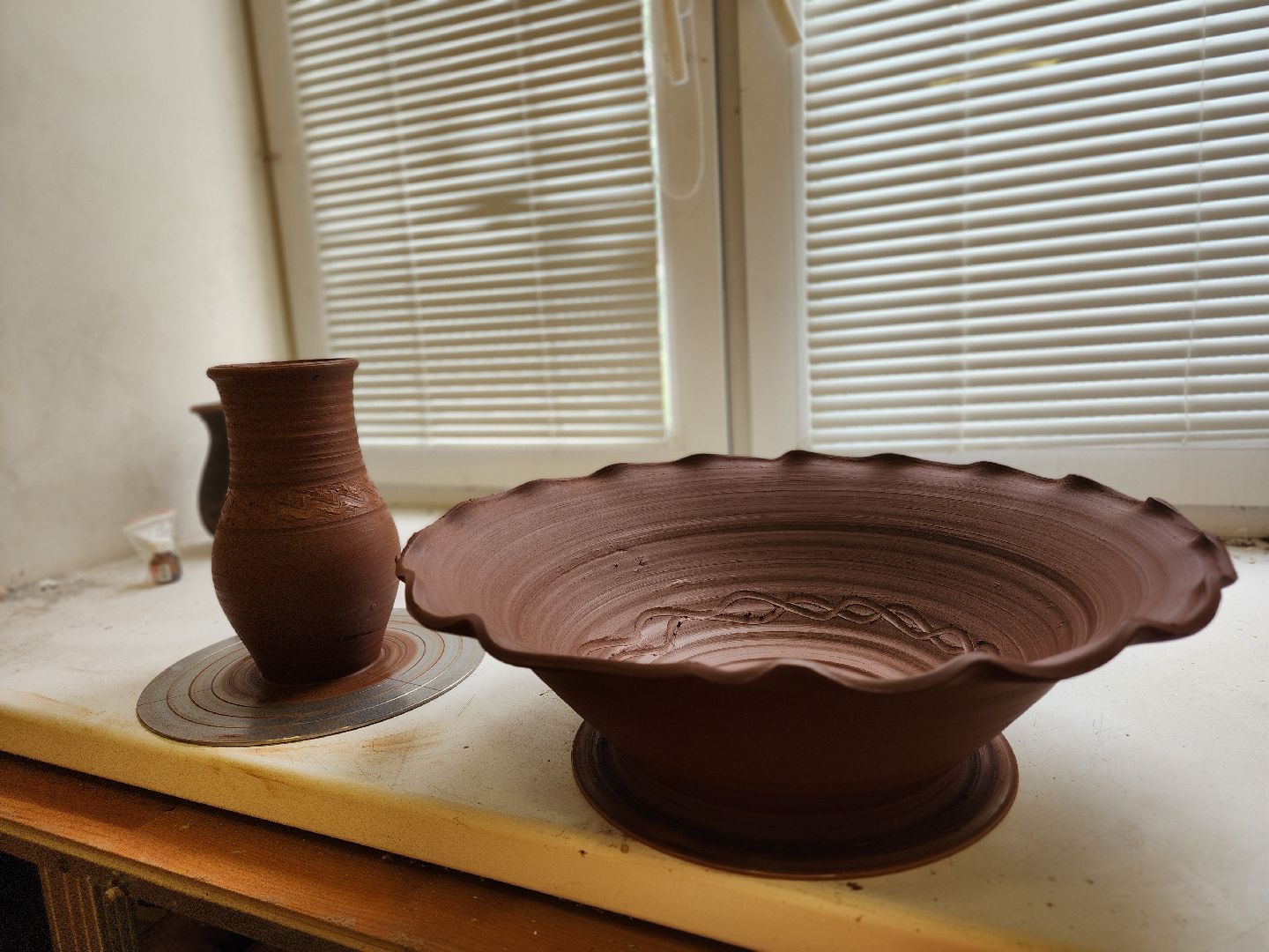 сергиево-посадский городской округ, васильевское, ярыгино, резиденция керамики, посадская усадьба, школа керамики, михаил бывших, гончарная мастерская, гончарное дело, фарфор попова,