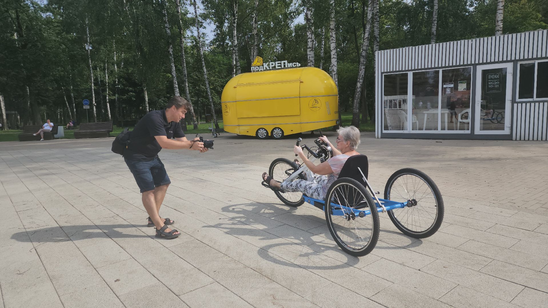 вертикалки, пушкино, активное долголетие, велосипеды, пожилые люди, здоровье, катание в парке,благотворительный фонд,