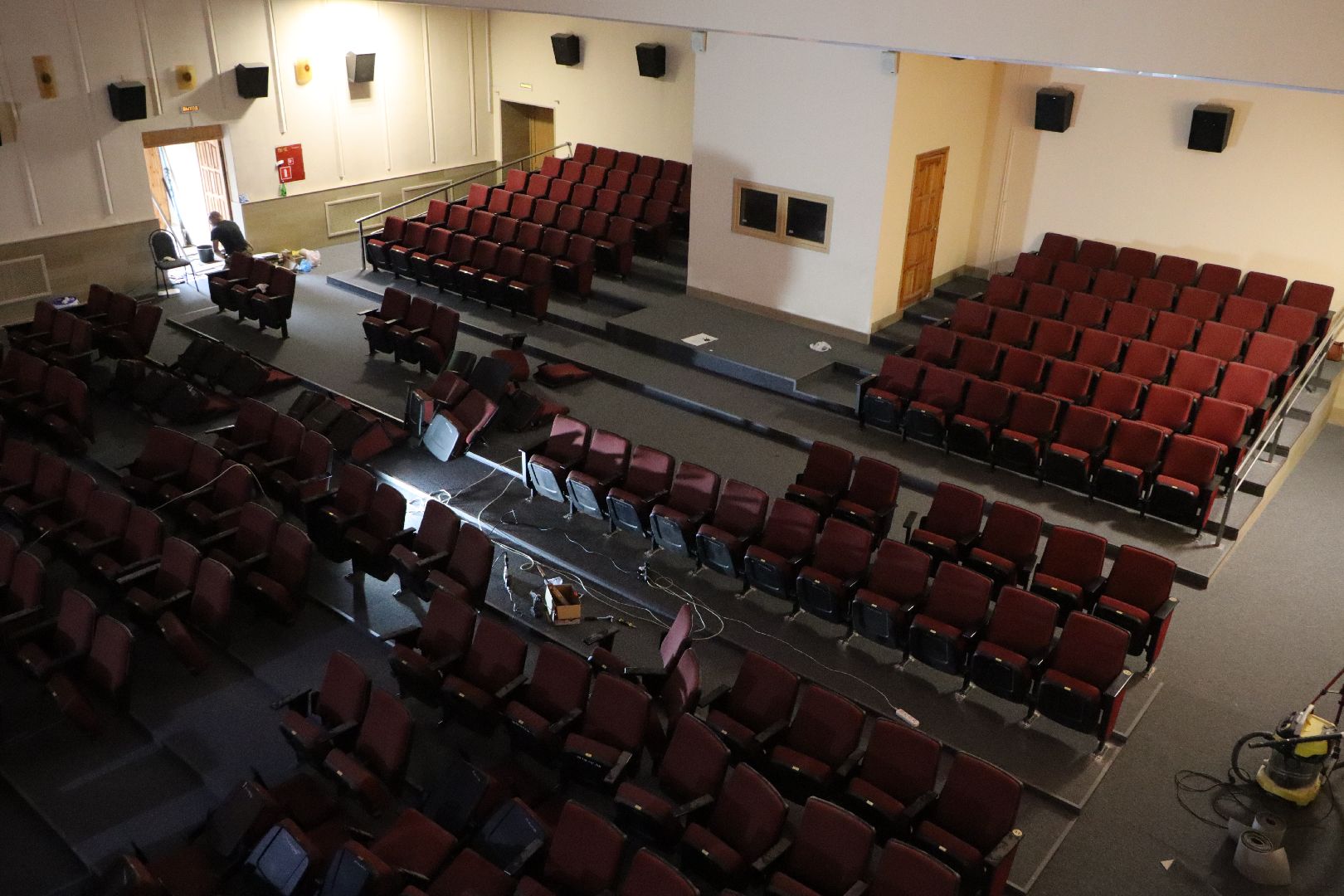 серебряные пруды, кинотеатр в серебряных прудах,цдк серебряных прудов,