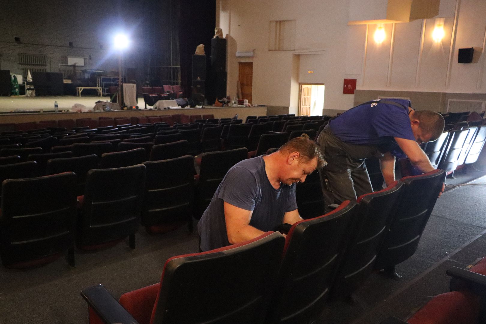 серебряные пруды, кинотеатр в серебряных прудах,цдк серебряных прудов,