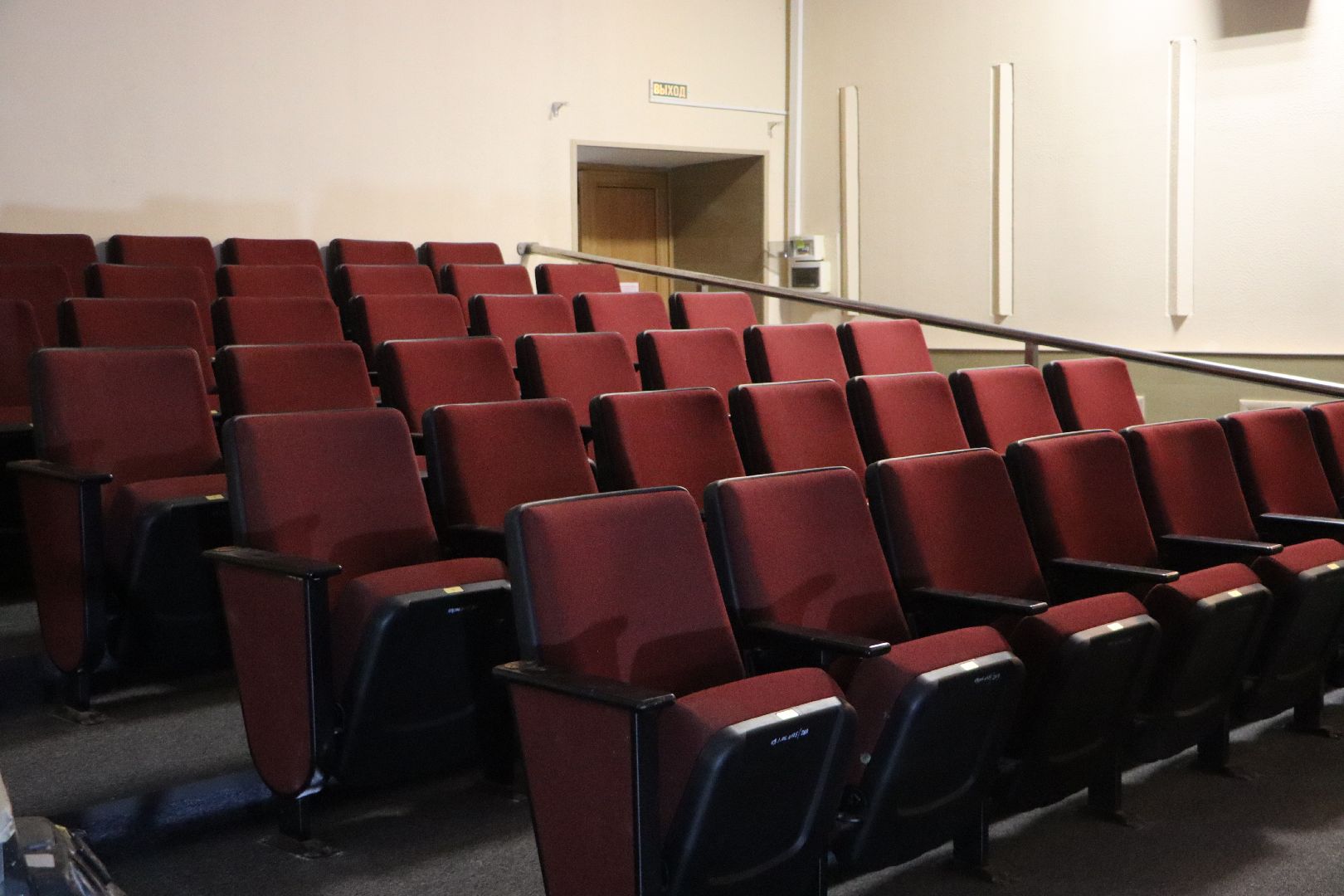 серебряные пруды, кинотеатр в серебряных прудах,цдк серебряных прудов,