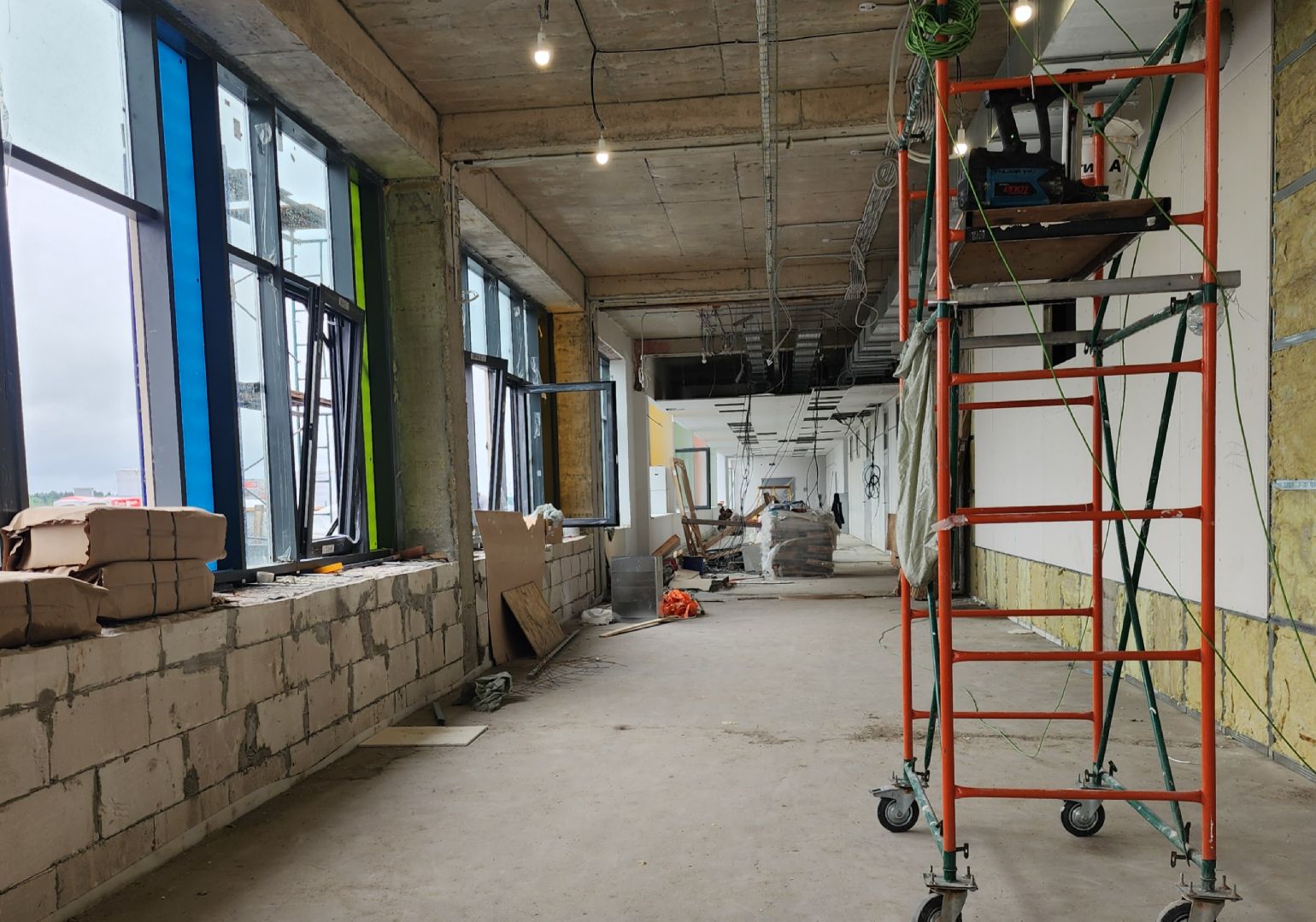 Строительство школ, Образование , Общество ,