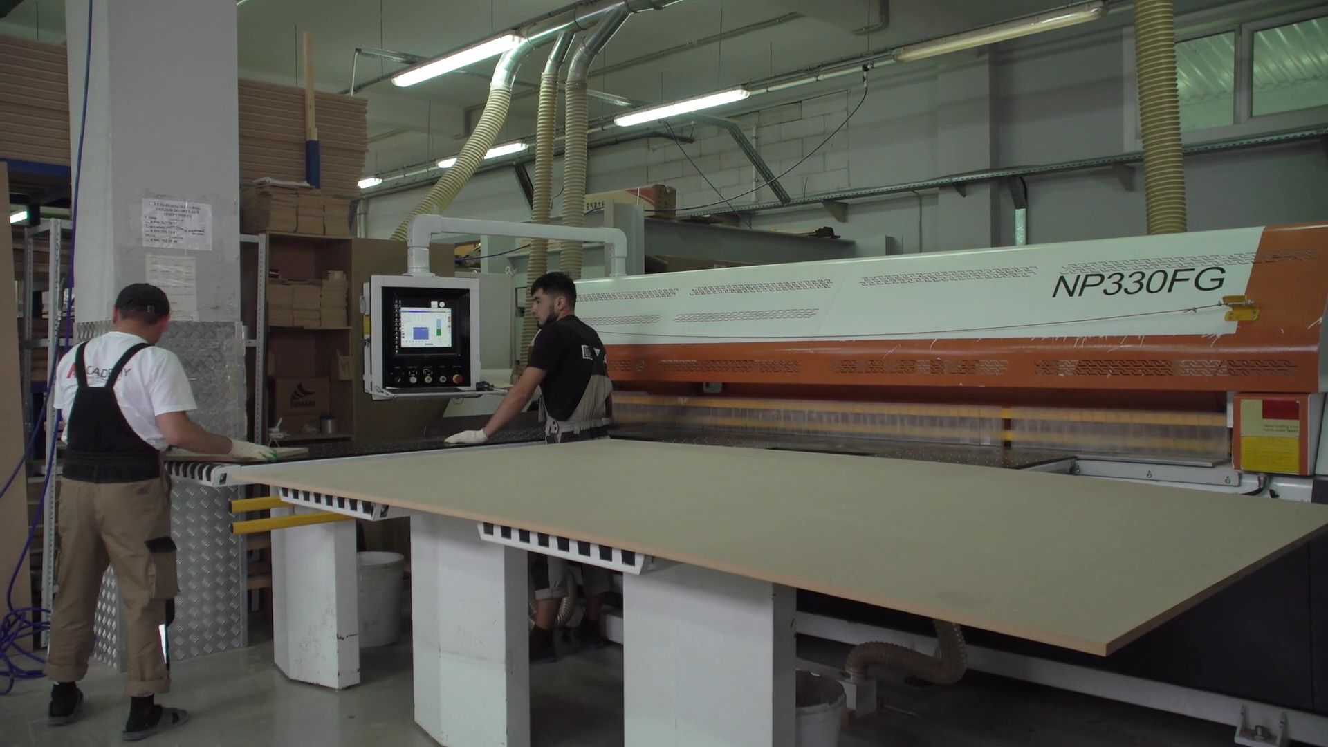 Реутов, экономика, производство дверей, СВО, помощь ветеранам СВО,