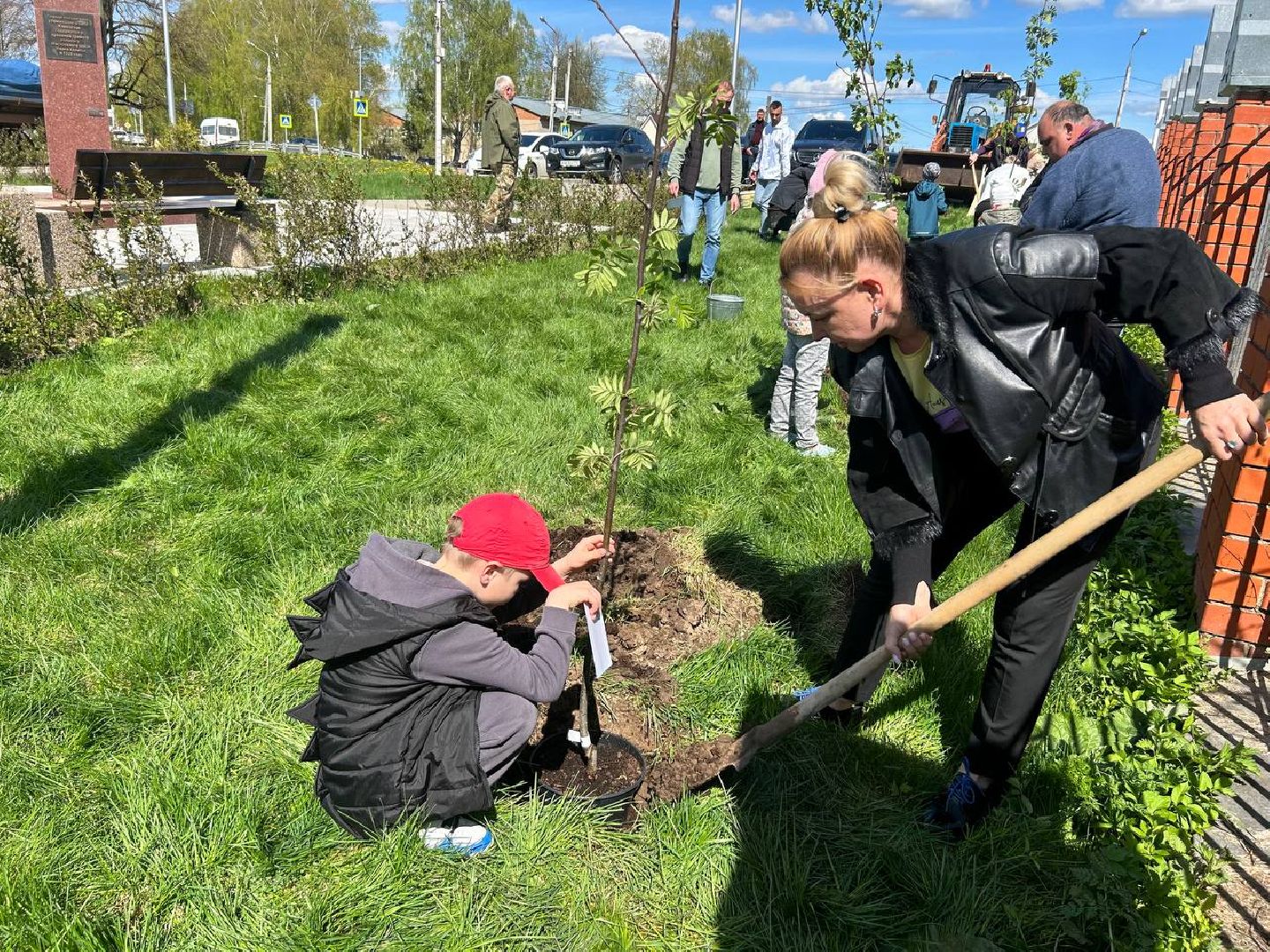 Наро-Фоминский городской округ, память, чтобы помнили, День Победы, посади дерево, благоустройство, Мособлдума, депутат, Александр Баранов