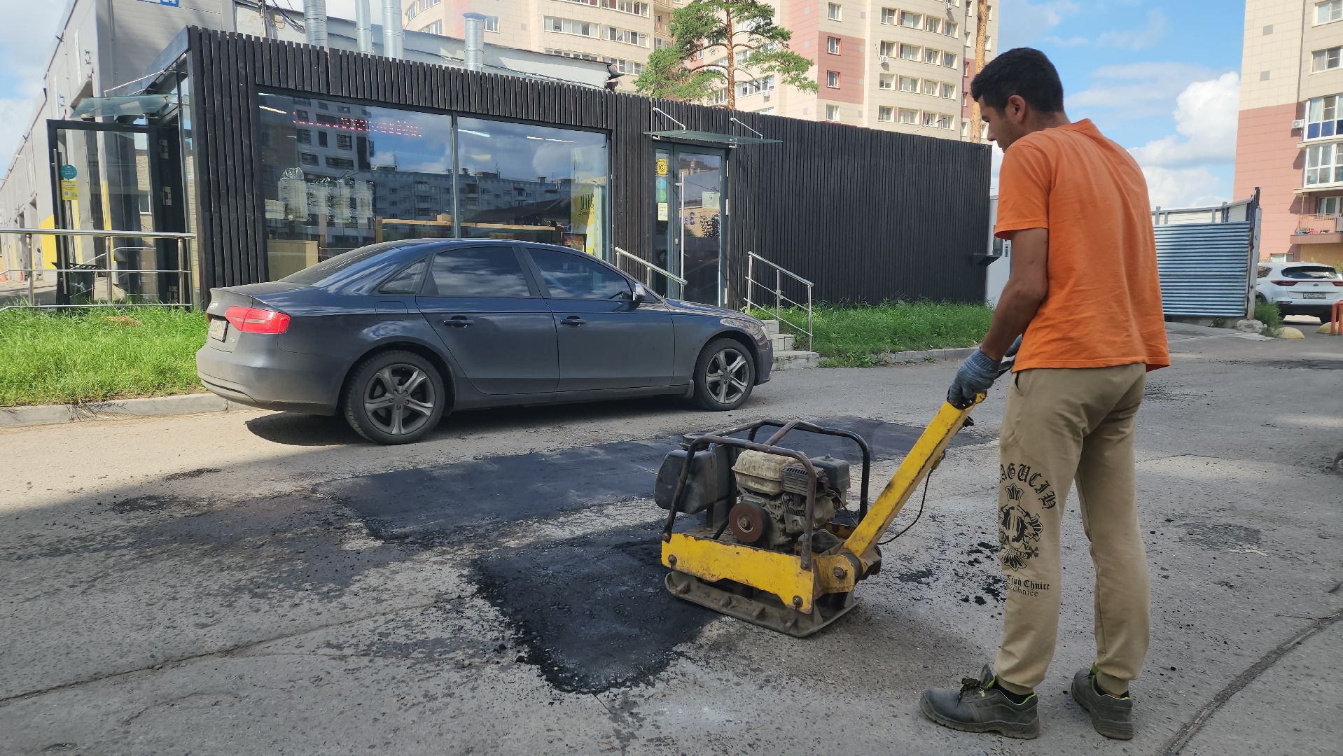 вертикалки, ивантеевка, жкх, дорожный ремонт, ямочный ремонт, асфальтовая крошка, асфальтовое покрытие, коммунальная служба,