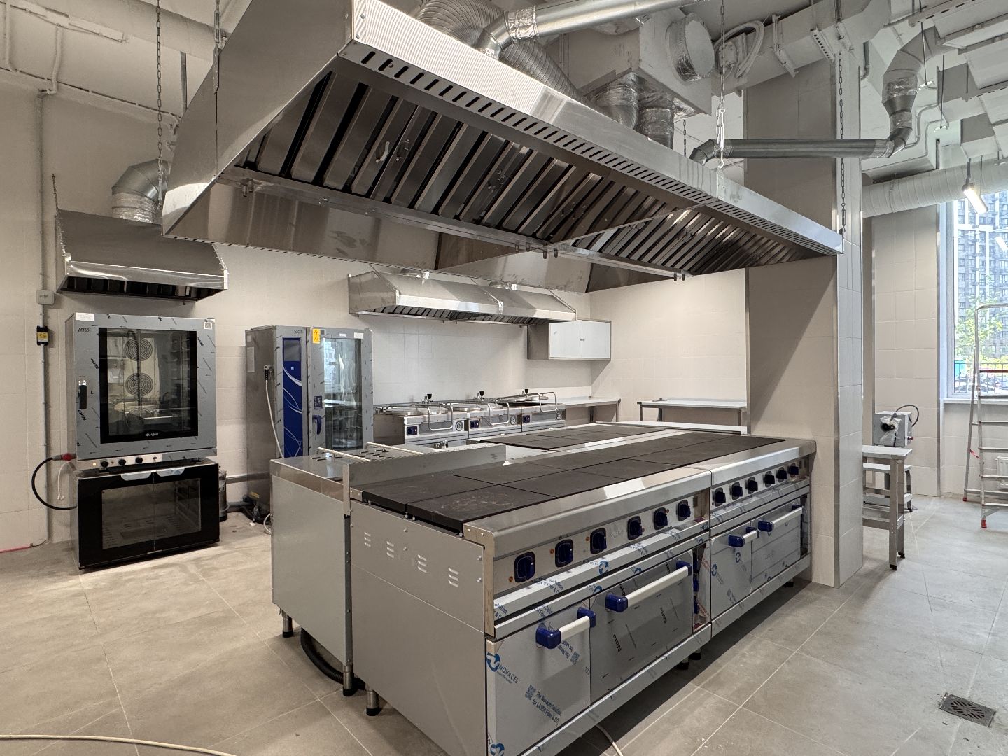 Новая школа в Одинцово, Клубничное поле, Строиетльство школы,