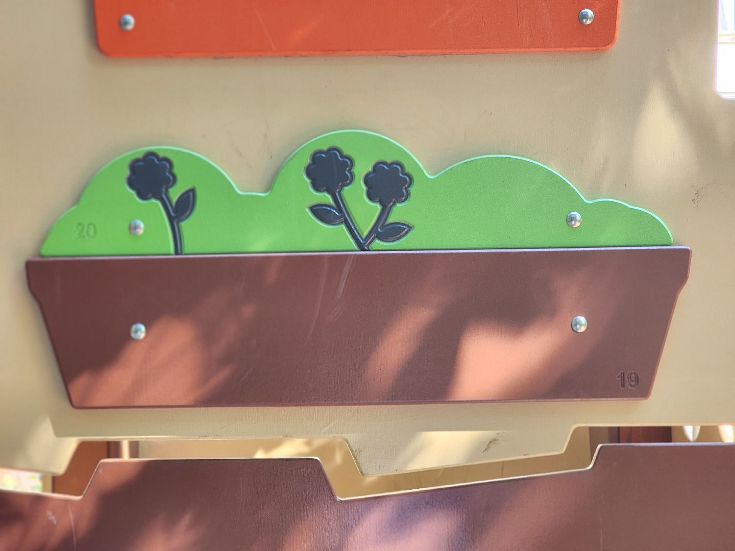 королёв, обновленная детская площадка, площадки на тему космоса,