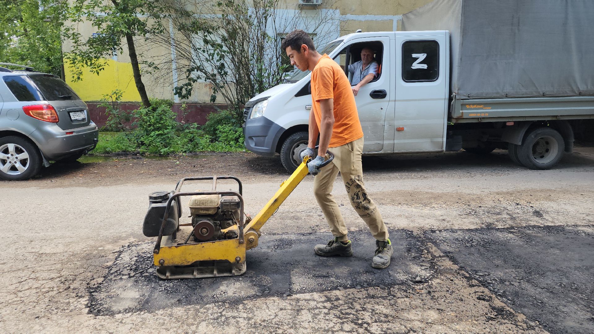 вертикалки, ивантеевка, проезд, ямочный ремонт, жители, ремонт асфальтового покрытия,благоустройство,