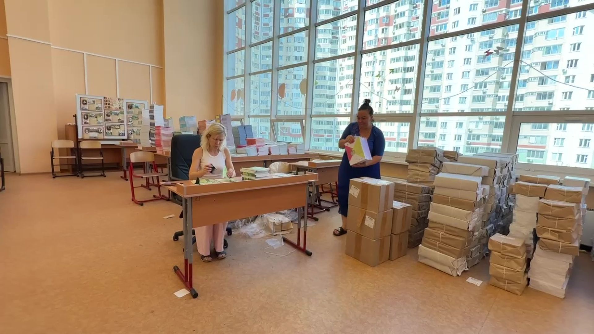 Реутов, образование, школа 10, ремонт школы, спортзал,