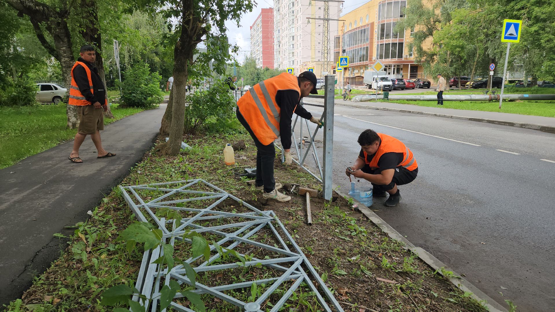 безопасное движение, дорожные знаки, дорожные ограждения, Лобня , Школа,