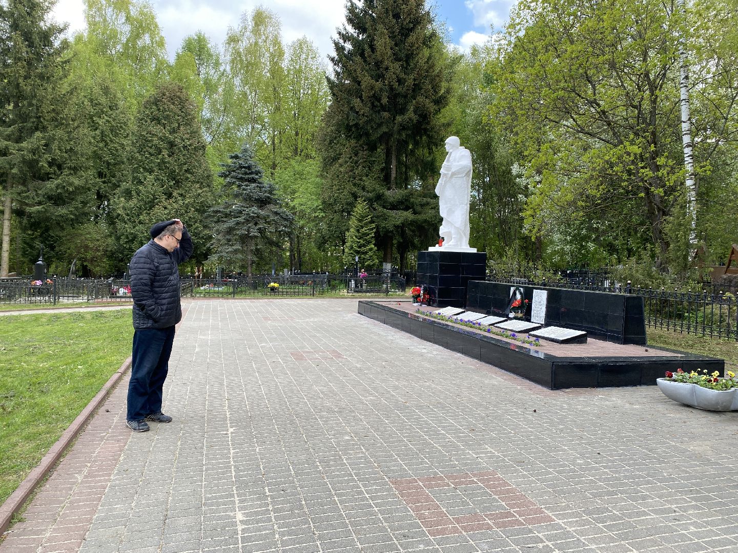 Чехов, старое кладбище, мемориал, ВОВ, День победы, братская могила