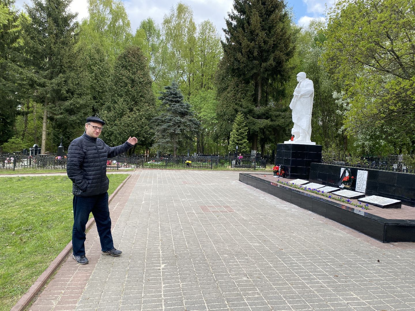 Чехов, старое кладбище, мемориал, ВОВ, День победы, братская могила