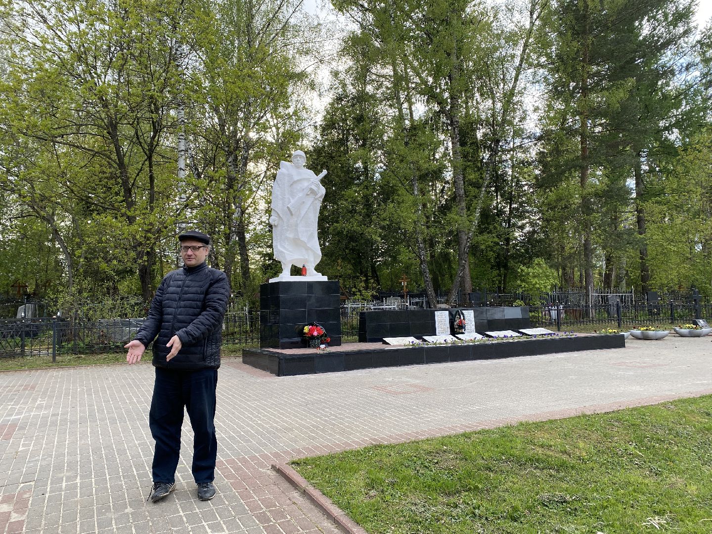 Чехов, старое кладбище, мемориал, ВОВ, День победы, братская могила