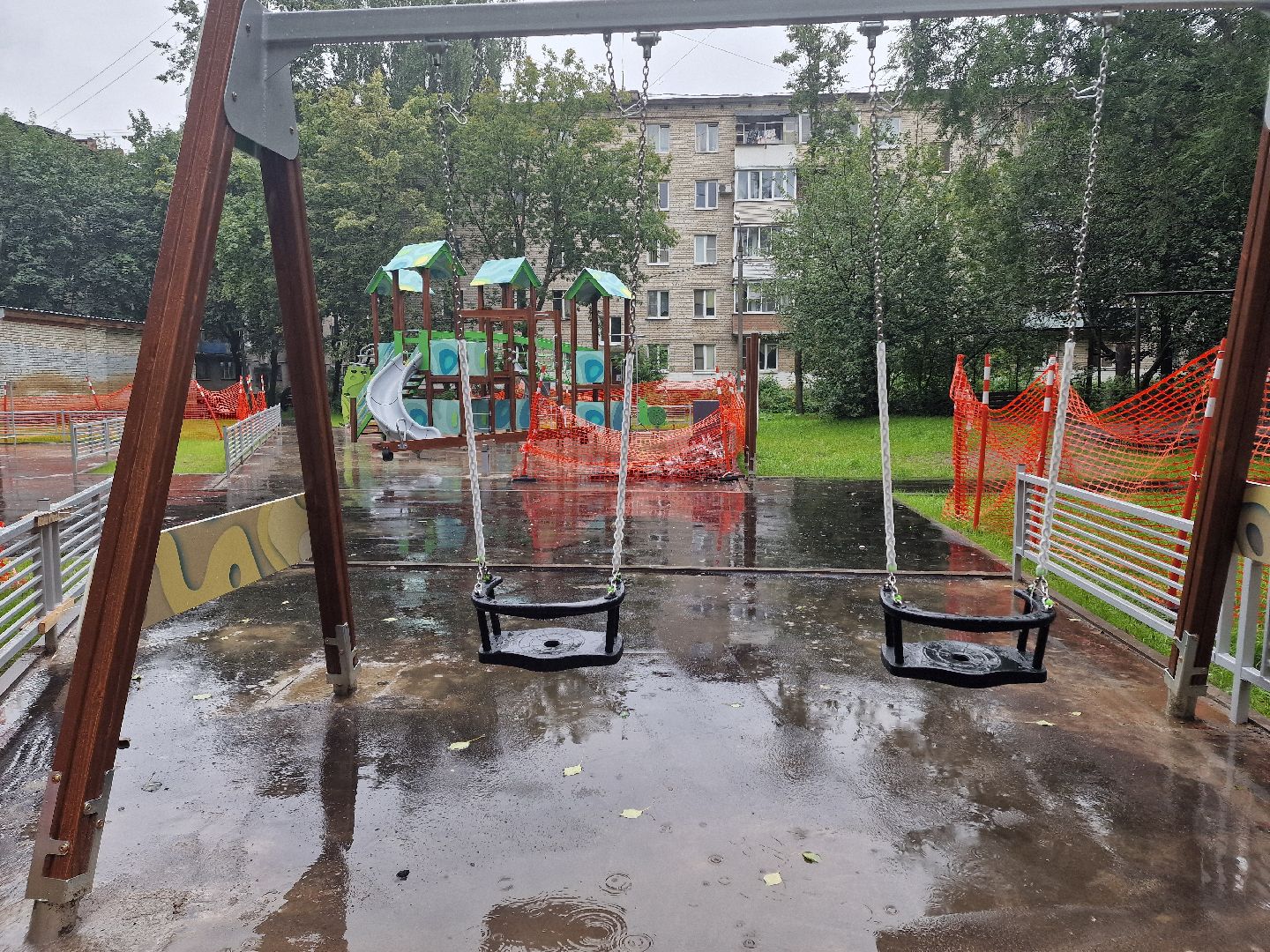 благоустройство территории в балашихе, балашиха, детская игровая площадка,