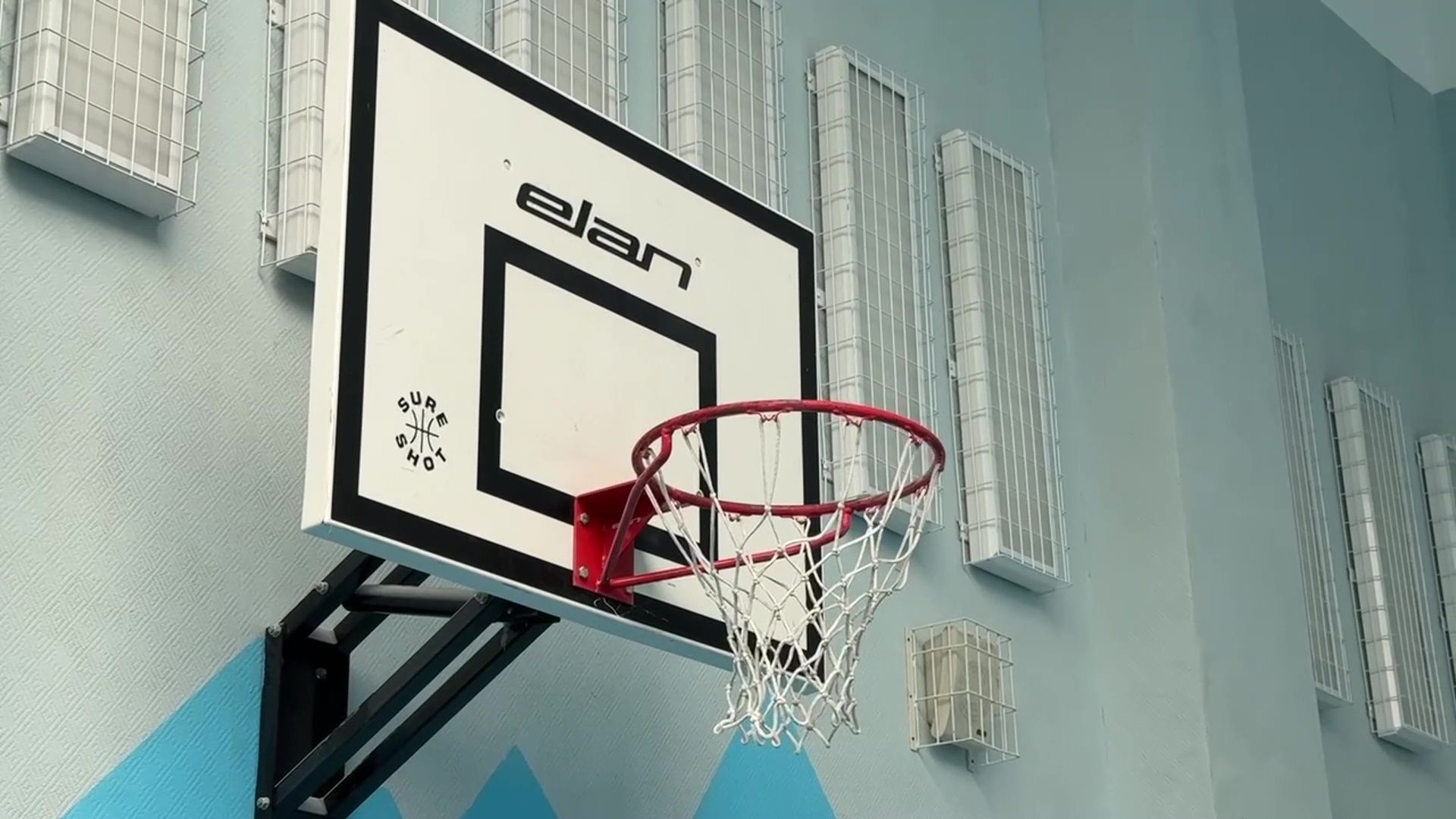 Реутов, образование, спортзал, ремонт, покраска, обои,