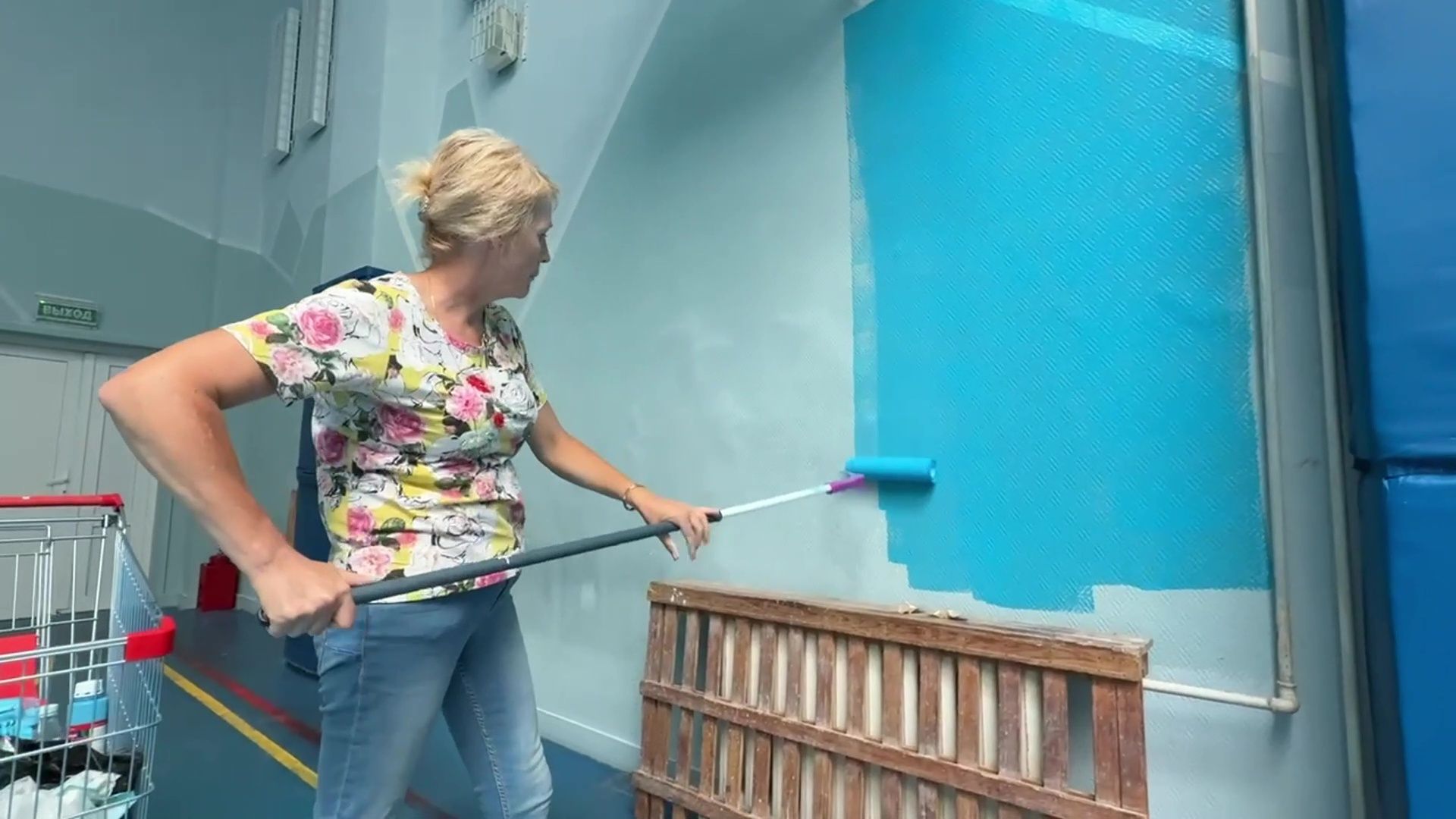 Реутов, образование, спортзал, ремонт, покраска, обои,