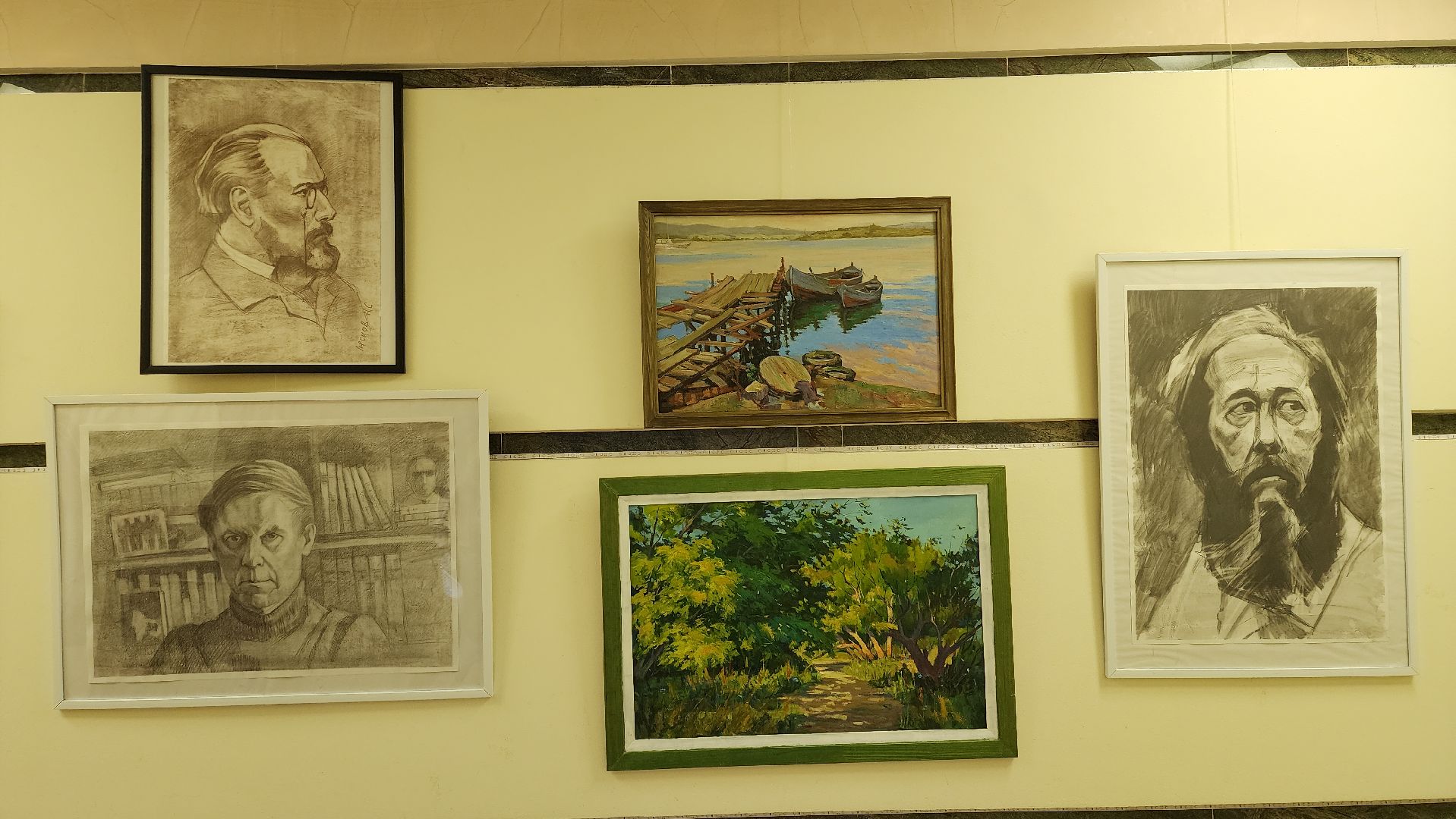 вертикалки, художественная выставка, пушкино, педагог-художник, живопись, графика, портрет, пейзаж, экспозиция,