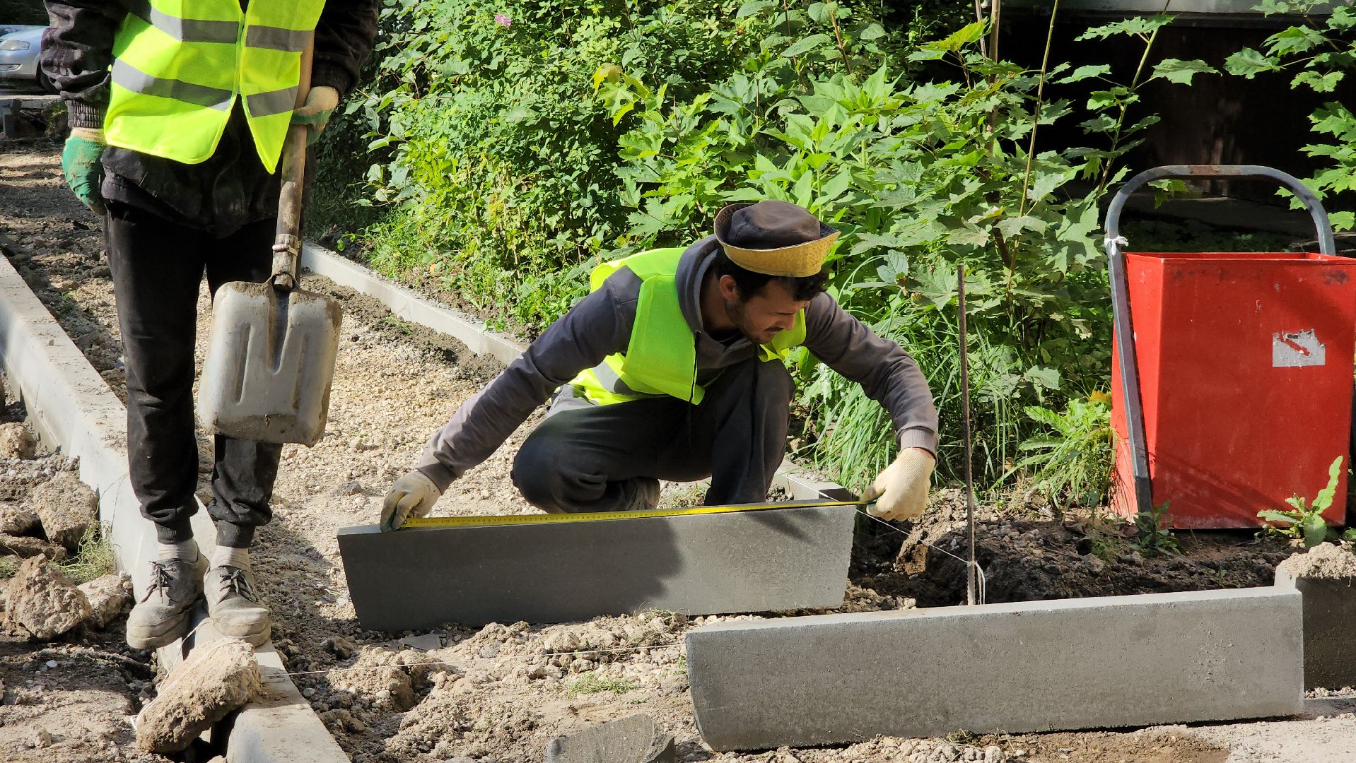 комплексное благоустройство, Благоустройство дворов , Лобня, замена бордюров,