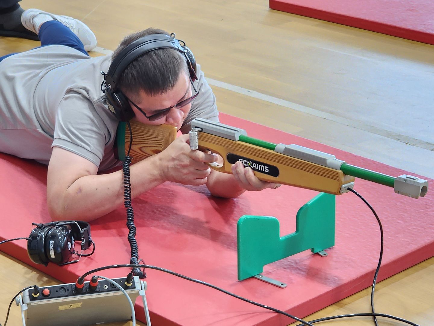 сергиев посад, сергиево-посадский городской округ,  центр мещерякова, биатлон для слепых, паралимпийский спорт, электронная винтовка, Тренировка для участников СВО, биатлонный комплекс, паралимпийский биатлон, реабилитация участников сво,
