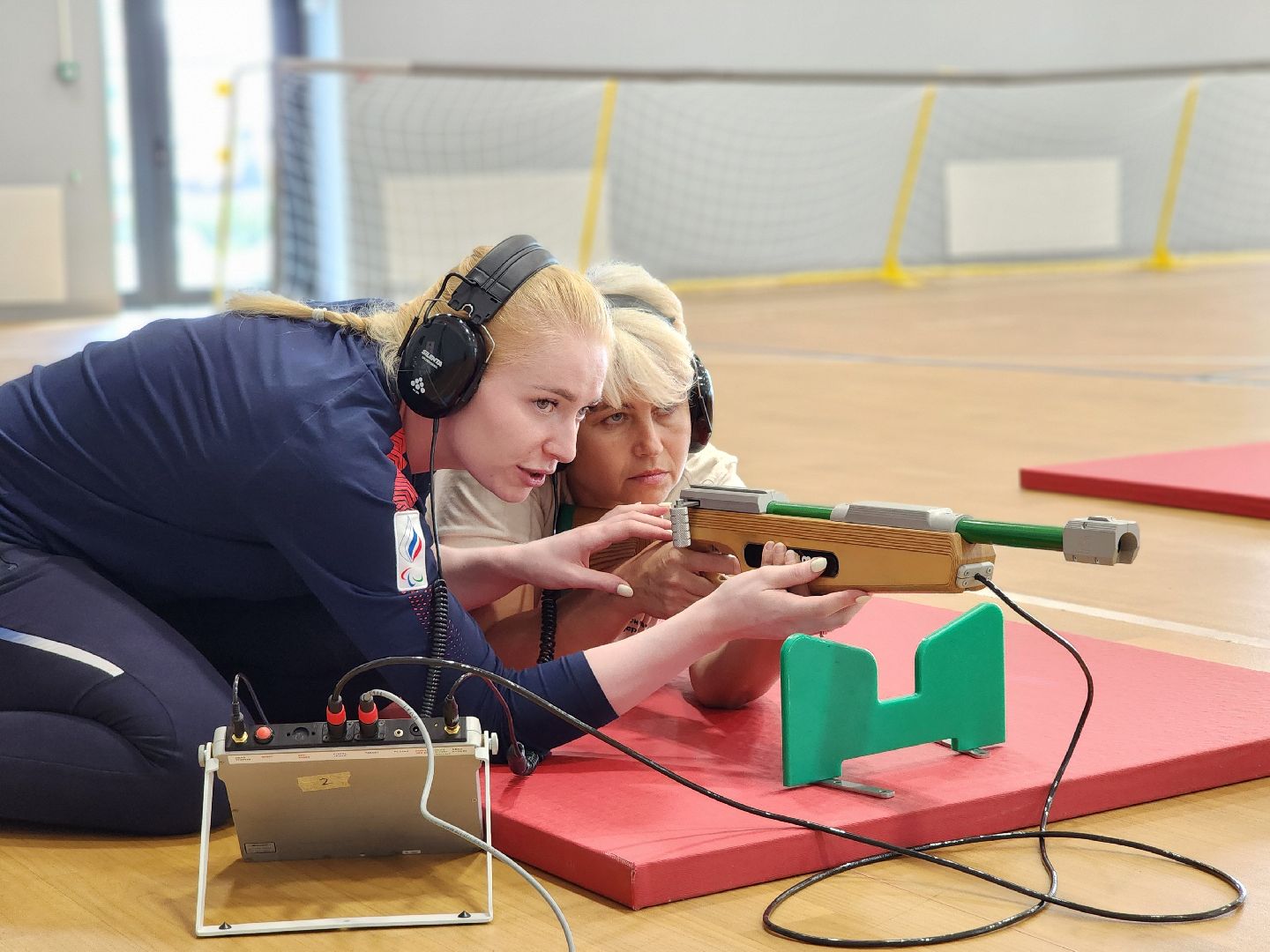 сергиев посад, сергиево-посадский городской округ,  центр мещерякова, биатлон для слепых, паралимпийский спорт, электронная винтовка, Тренировка для участников СВО, биатлонный комплекс, паралимпийский биатлон, реабилитация участников сво,