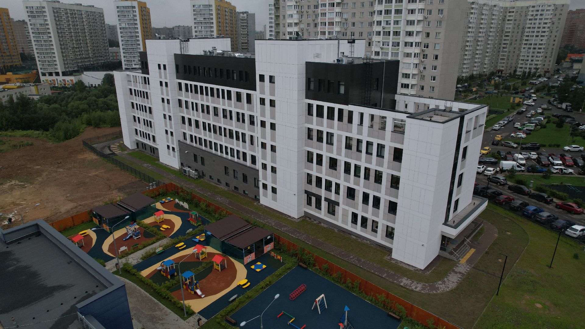 видео с коптера, поликлиника в видном, новая поликлиника, медицина видное,