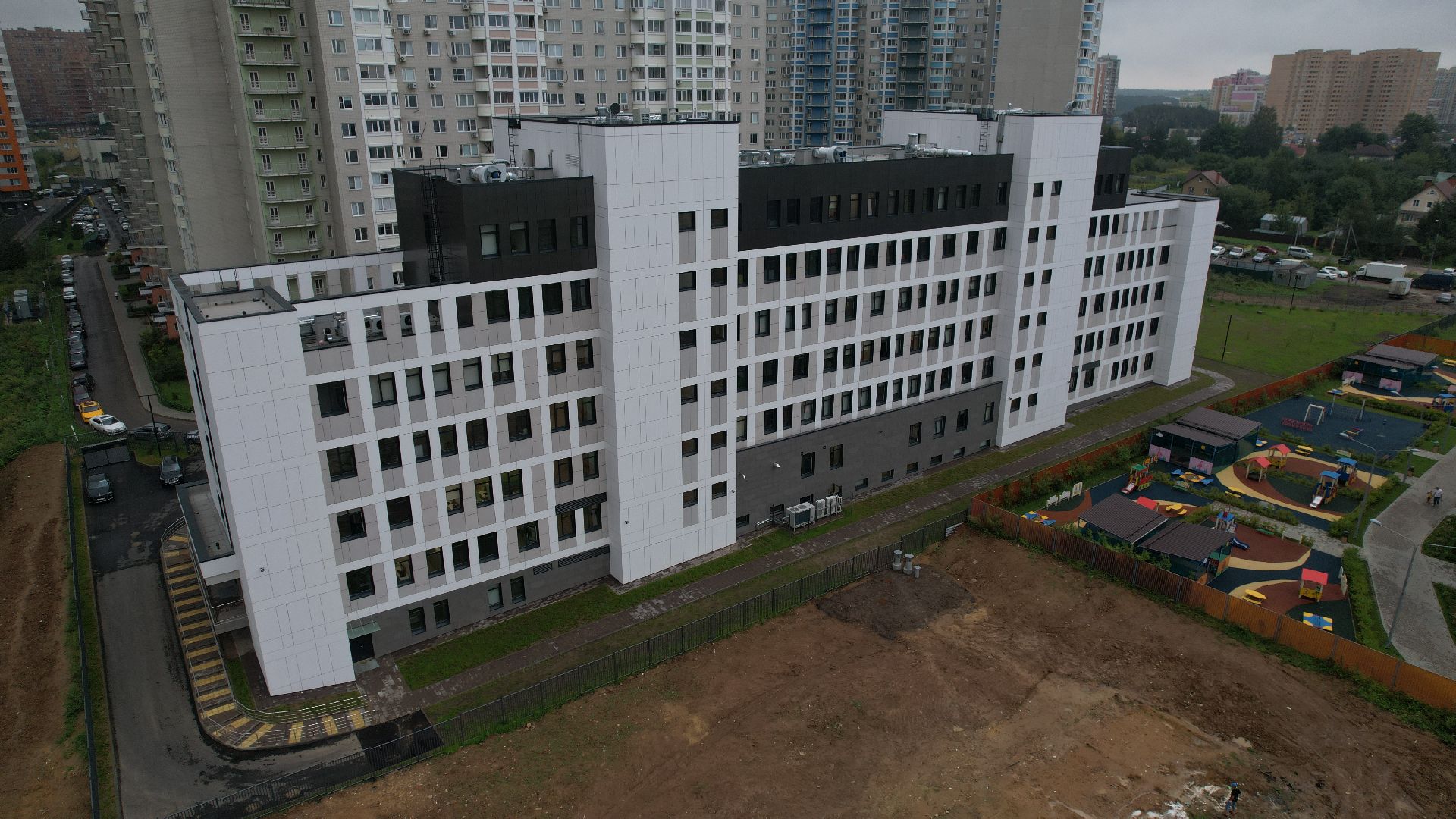 видео с коптера, поликлиника в видном, новая поликлиника, медицина видное,