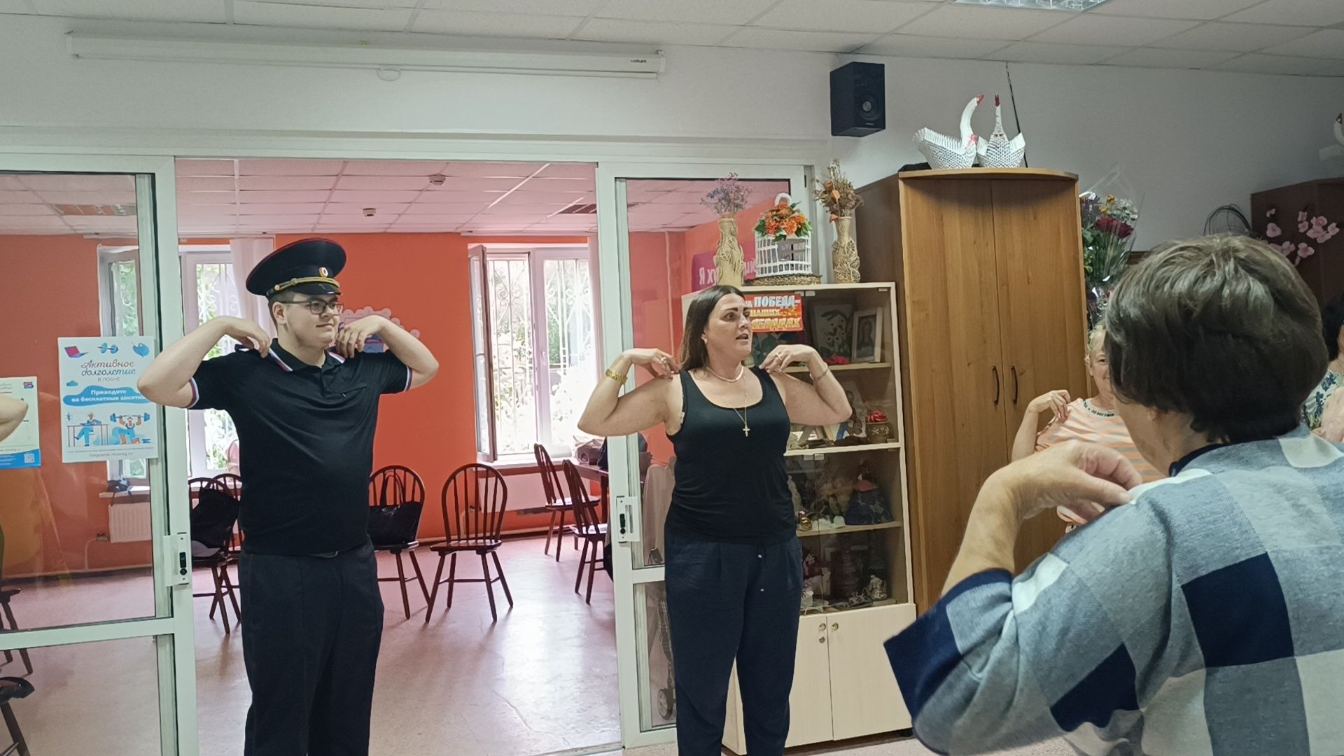 полиция, мошенники, активное долголетие, лобня,