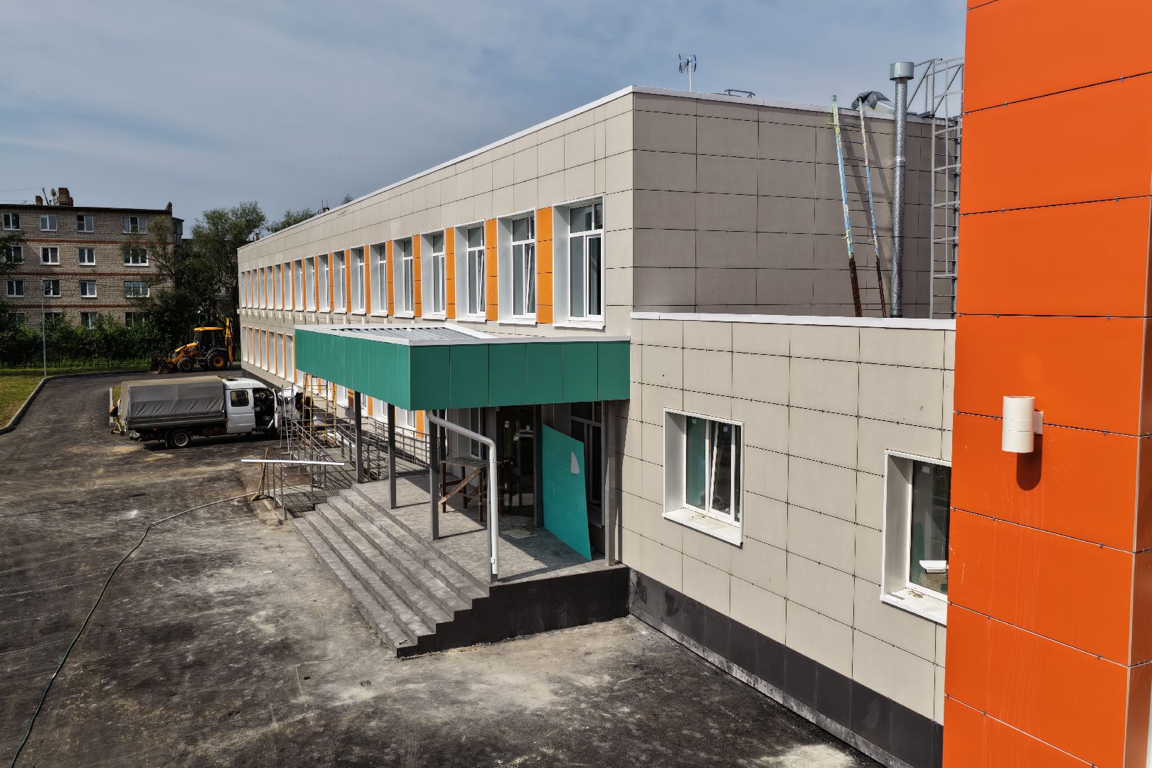 видео с коптера, школа малая дубна,