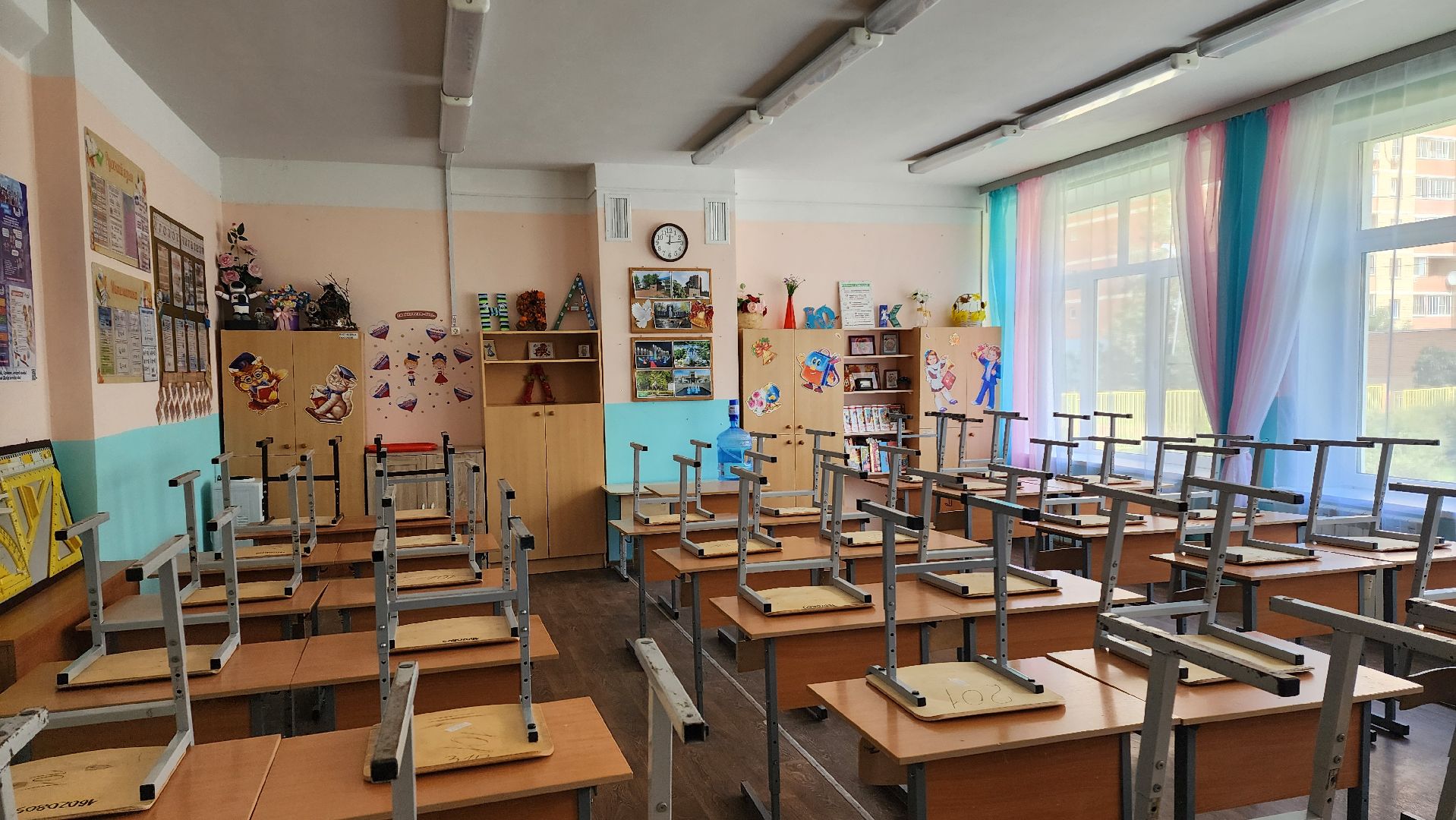 Школа, подготовка к 1 сентября, Лобня ,