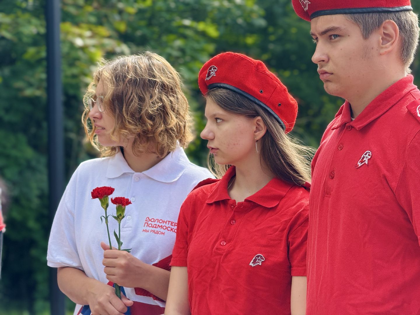 возложение цветов, памятная дата, волонтеры подмосковья,100 свирская воздушно-десантная  дивизия, великая отечественная война, десантники,акция памяти,