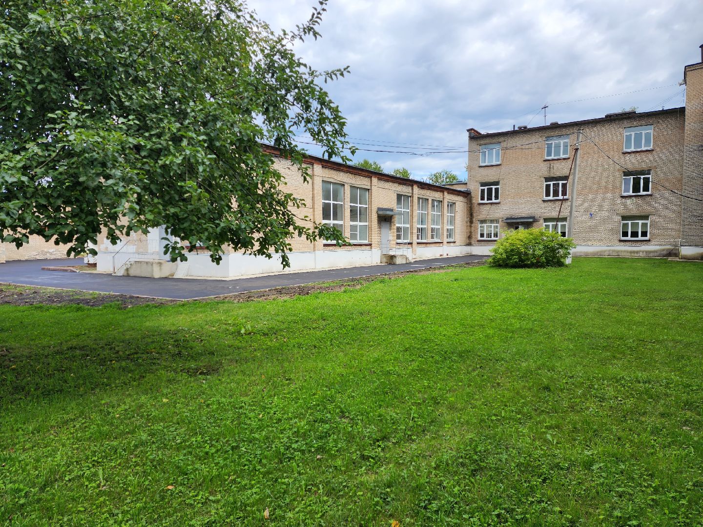 раменское, образование, ремонт образовательных учреждений округа, благоустройство территории второго здания гжельской школы,