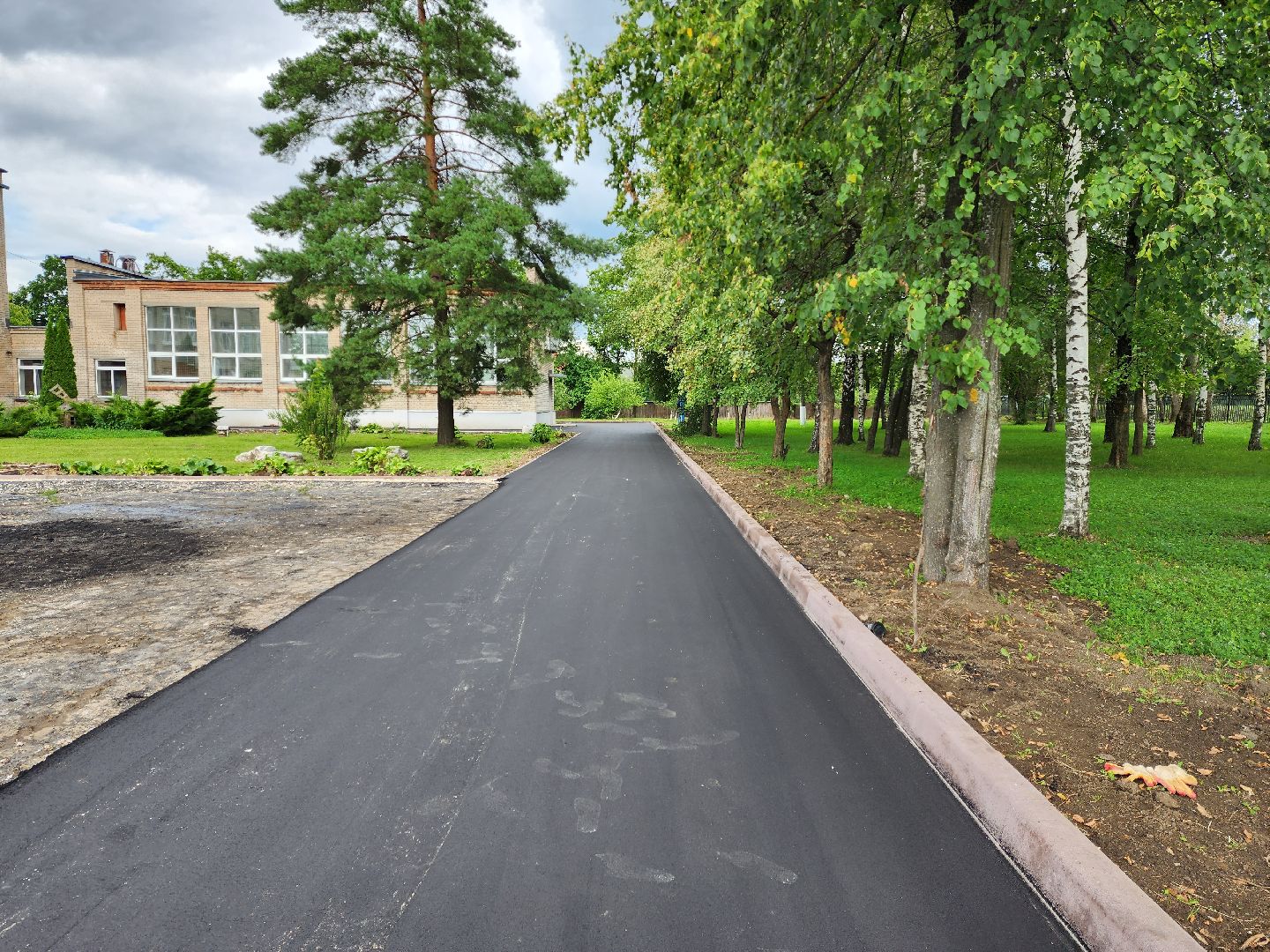 раменское, образование, ремонт образовательных учреждений округа, благоустройство территории второго здания гжельской школы,