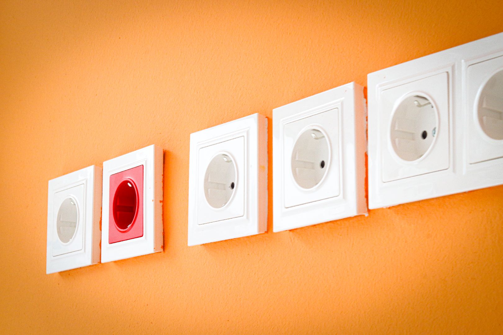 клин, общество, строительство, ремонт школ, подмосковье,