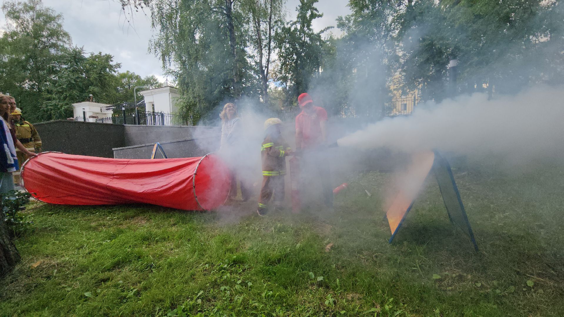 мытищи, парк мира, Всероссийский день физкультурника , спорт - это жизнь, пожарные, Фестиваль от пожарных ,
