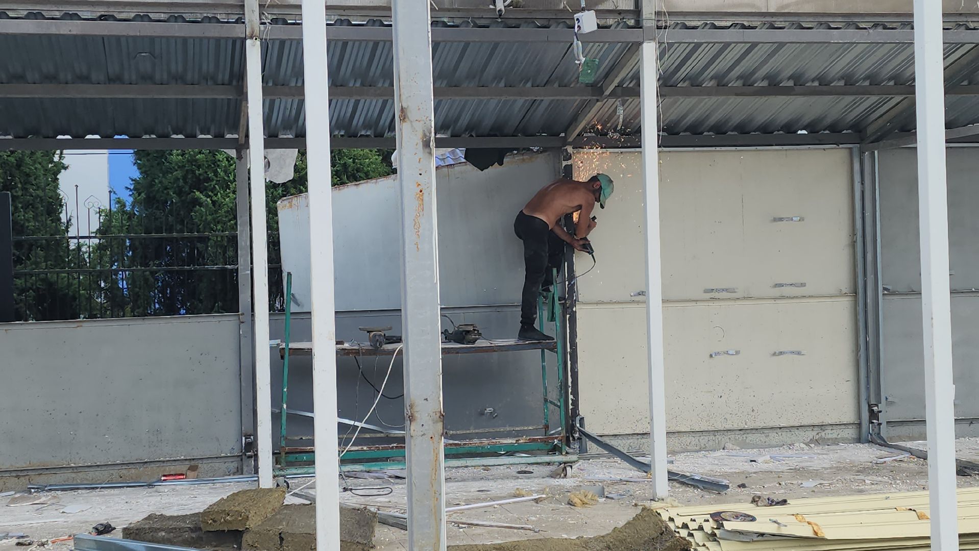 серпухов, улица водонапорная, снос торговых рядов, демонтаж рынка труба,