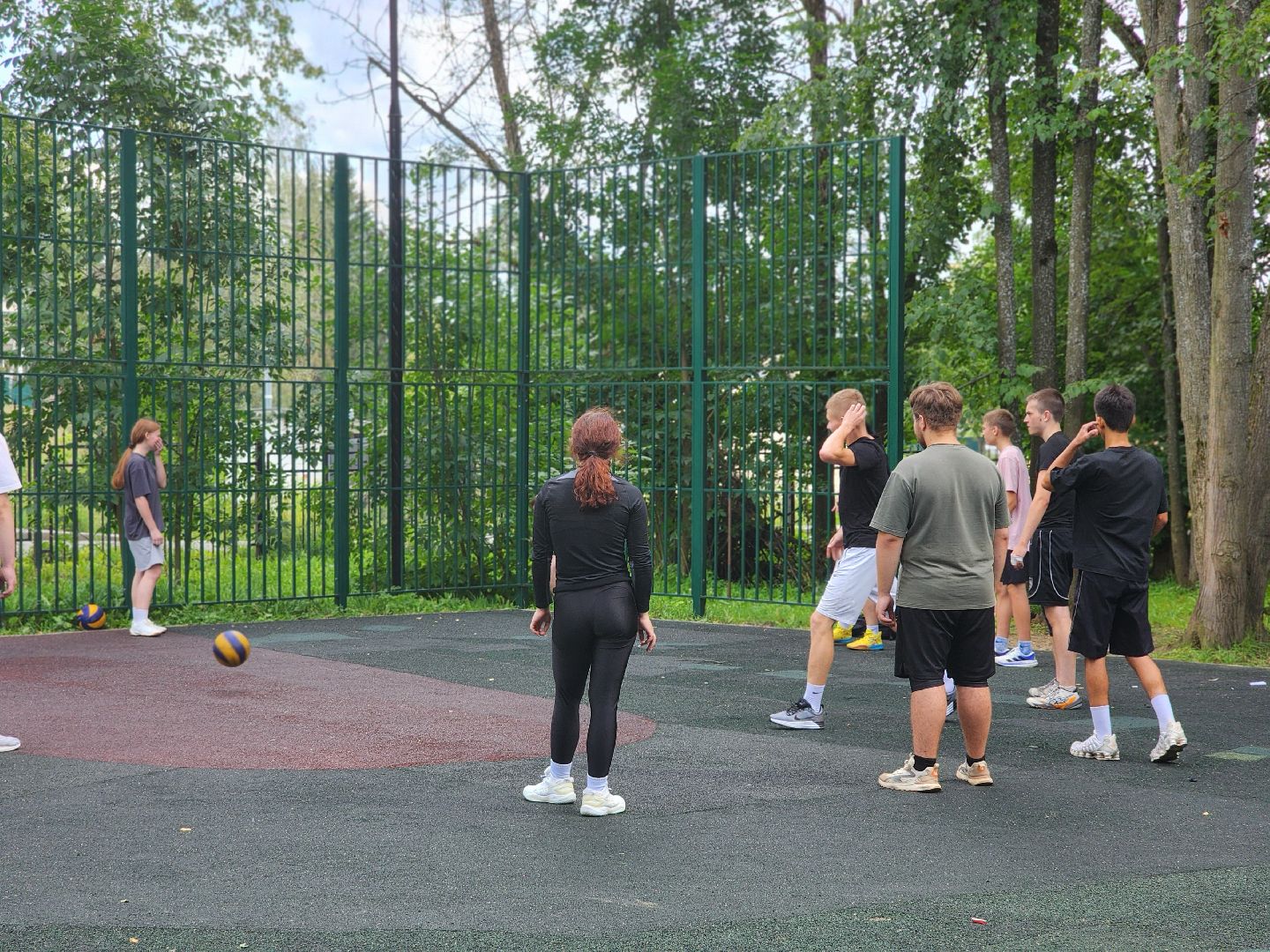 сергиев посад, парк скитские пруды, день физкультурника, волейбол, метание ножа, сергиево-посадский городской округ,