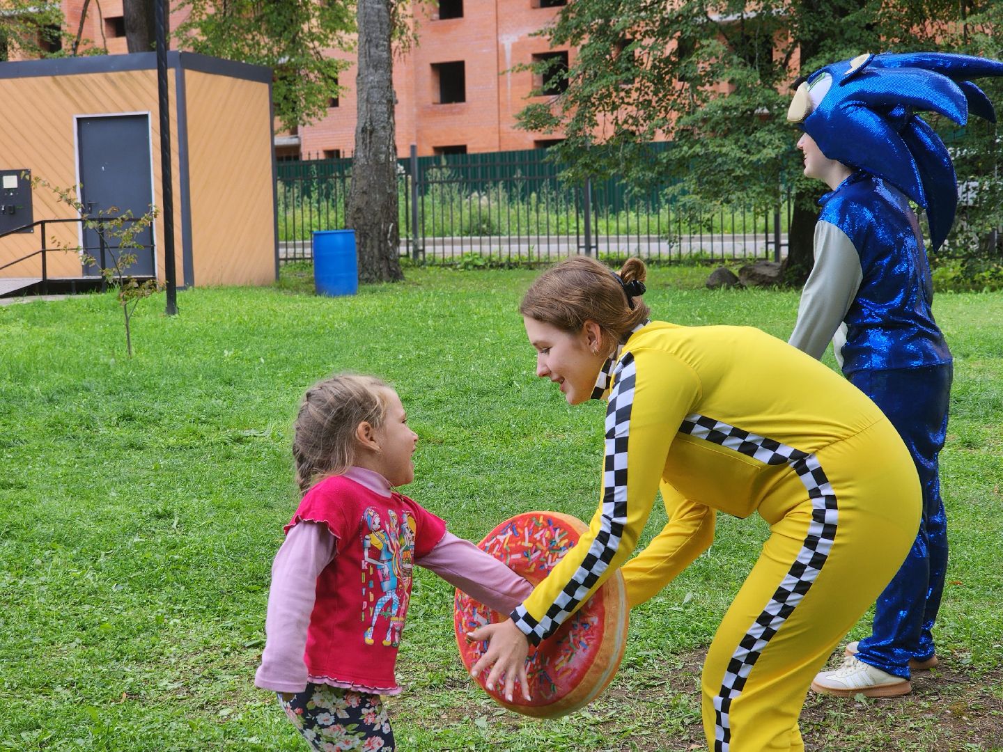 сергиев посад, парк скитские пруды, день физкультурника, волейбол, метание ножа, сергиево-посадский городской округ,