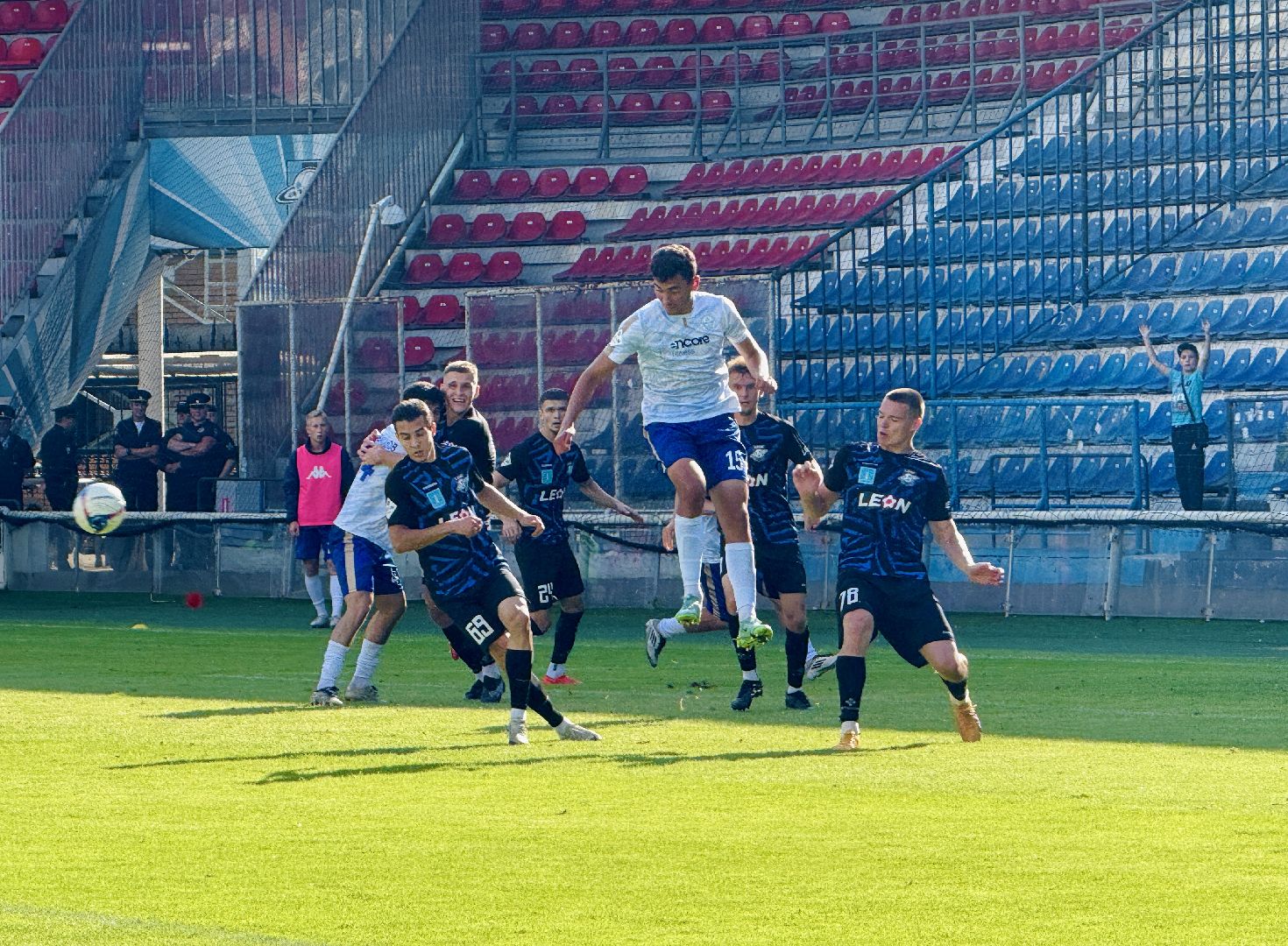 раменское, сатурн, леон сатурн, леон арена, футбол, чемпионат по футболу, раменский сатурн,