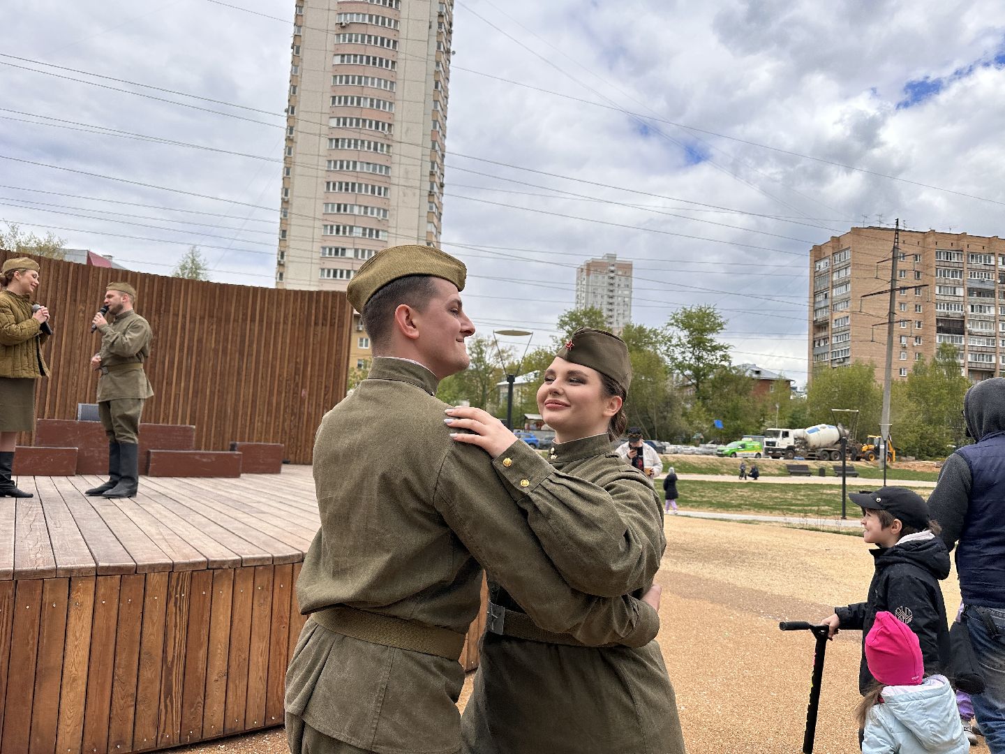 Одинцово, Союзный, Агитбригада, Крылья