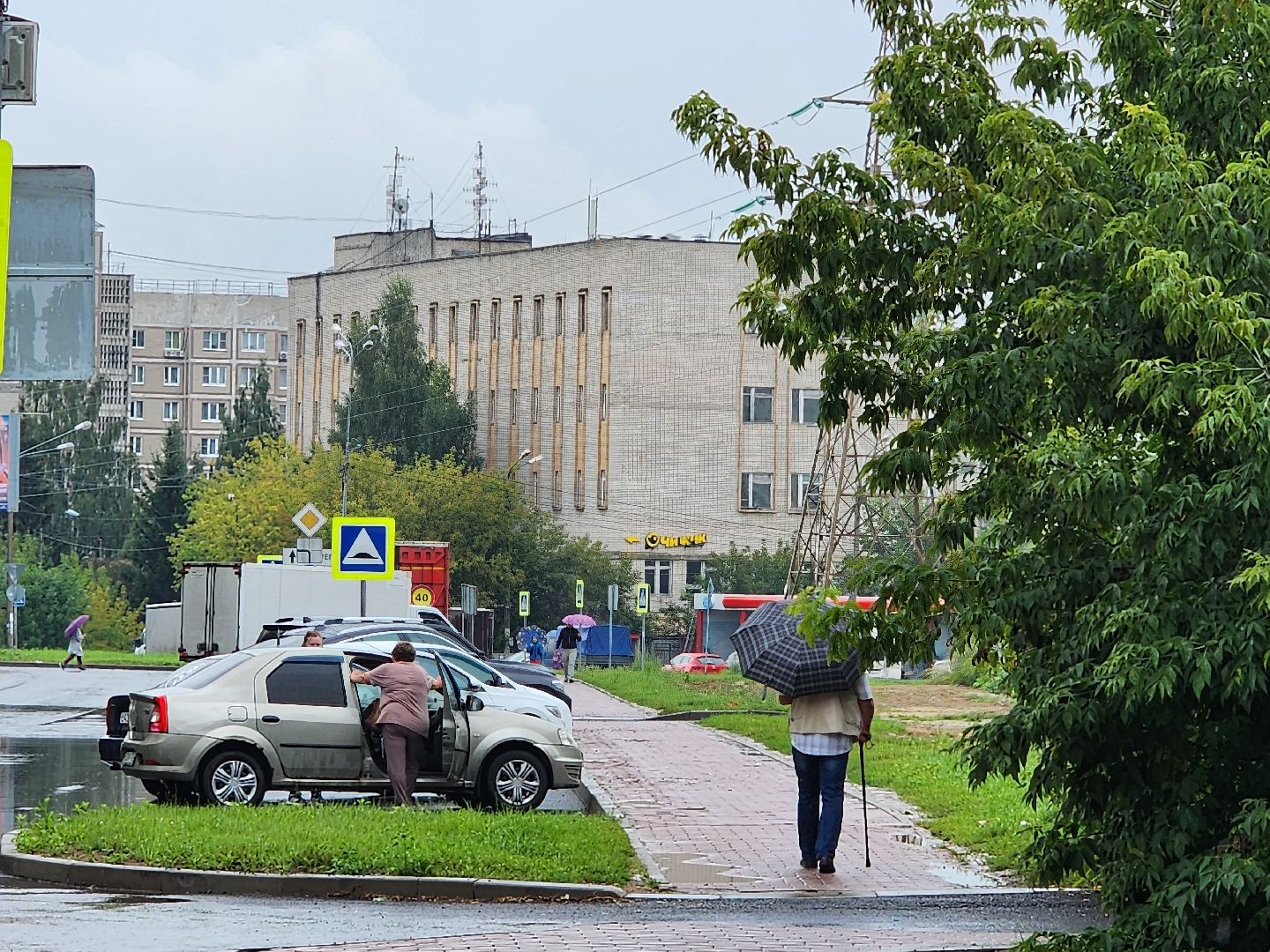 чехов, улица мира, дорожный ремонт, капремонт дороги, замена покрытия, новые тротуары и проходы, парковочные карманы, дорожные знаки, пешеходные переходы, госпрограмма московской области, развитие дорожного комплекса,