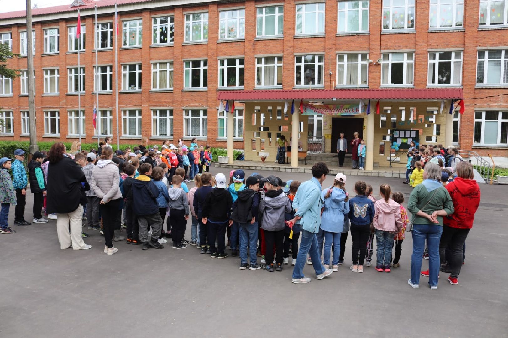 Пущино, образование, летний отдых