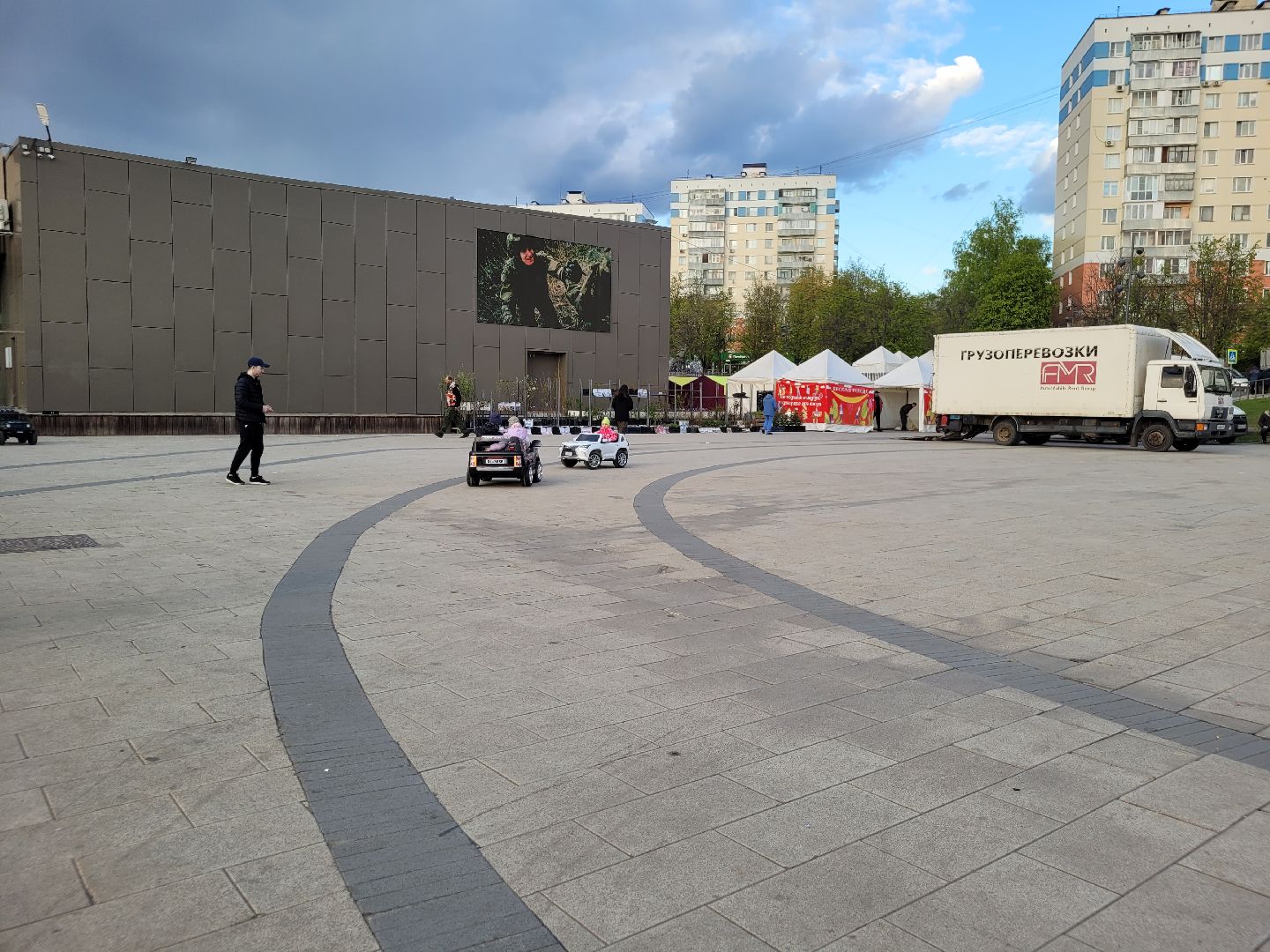 дети; аттракционы; лето; проект; видное